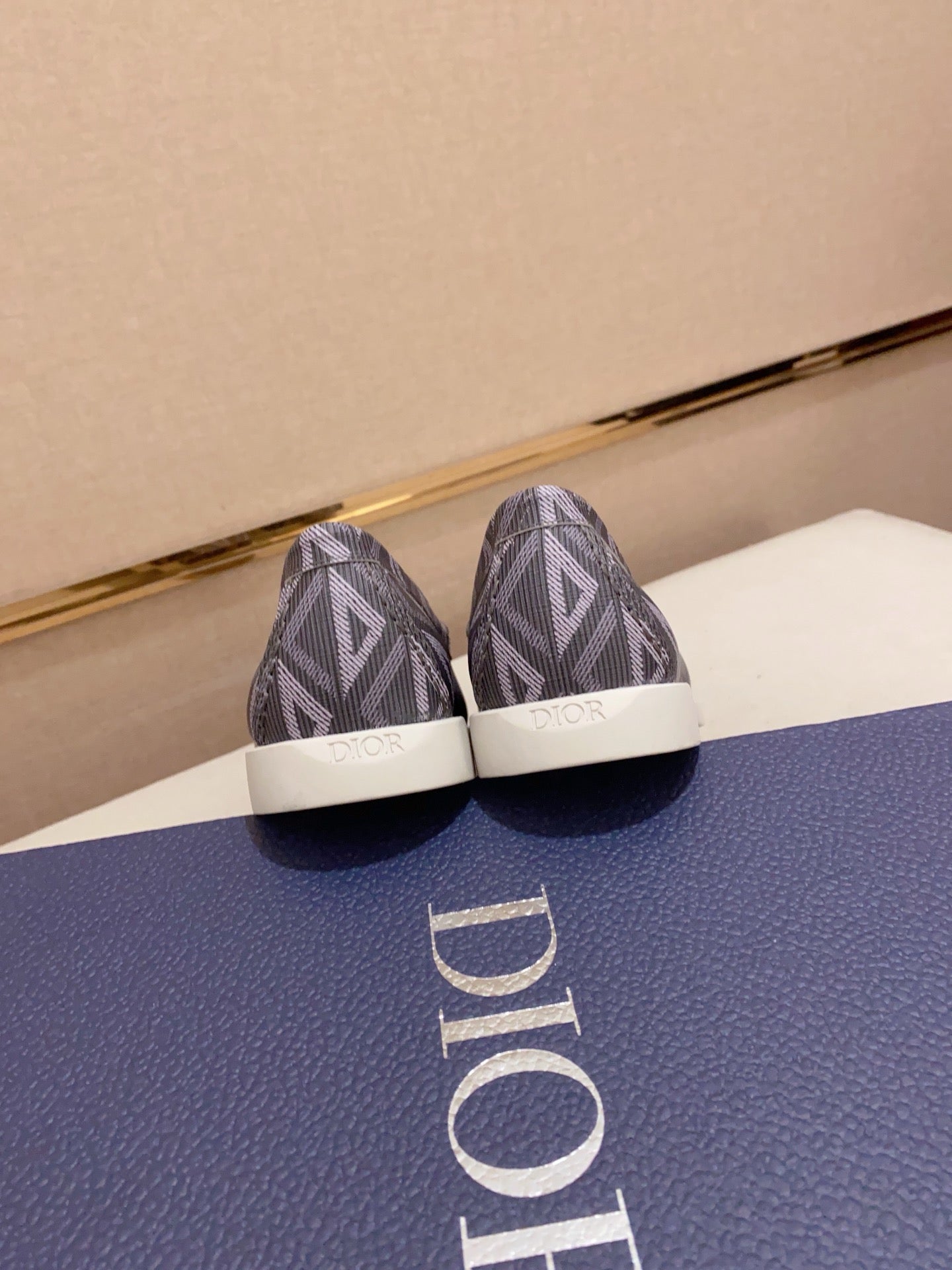 LuxluxHouse Best Quality Shoes Dior