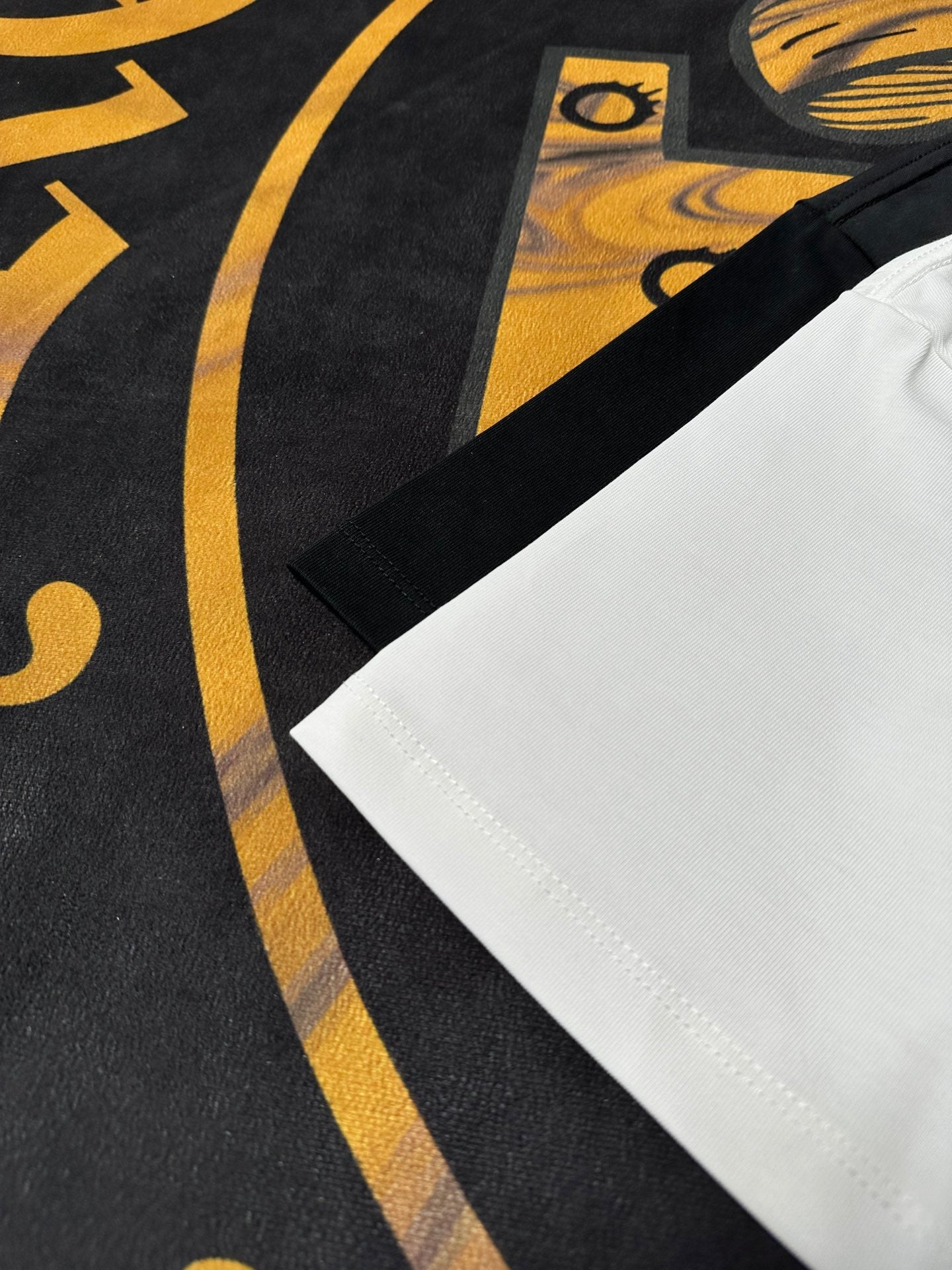 LuxluxHouse Best Quality Clothes T-shirt Chanel & Maison Margiela