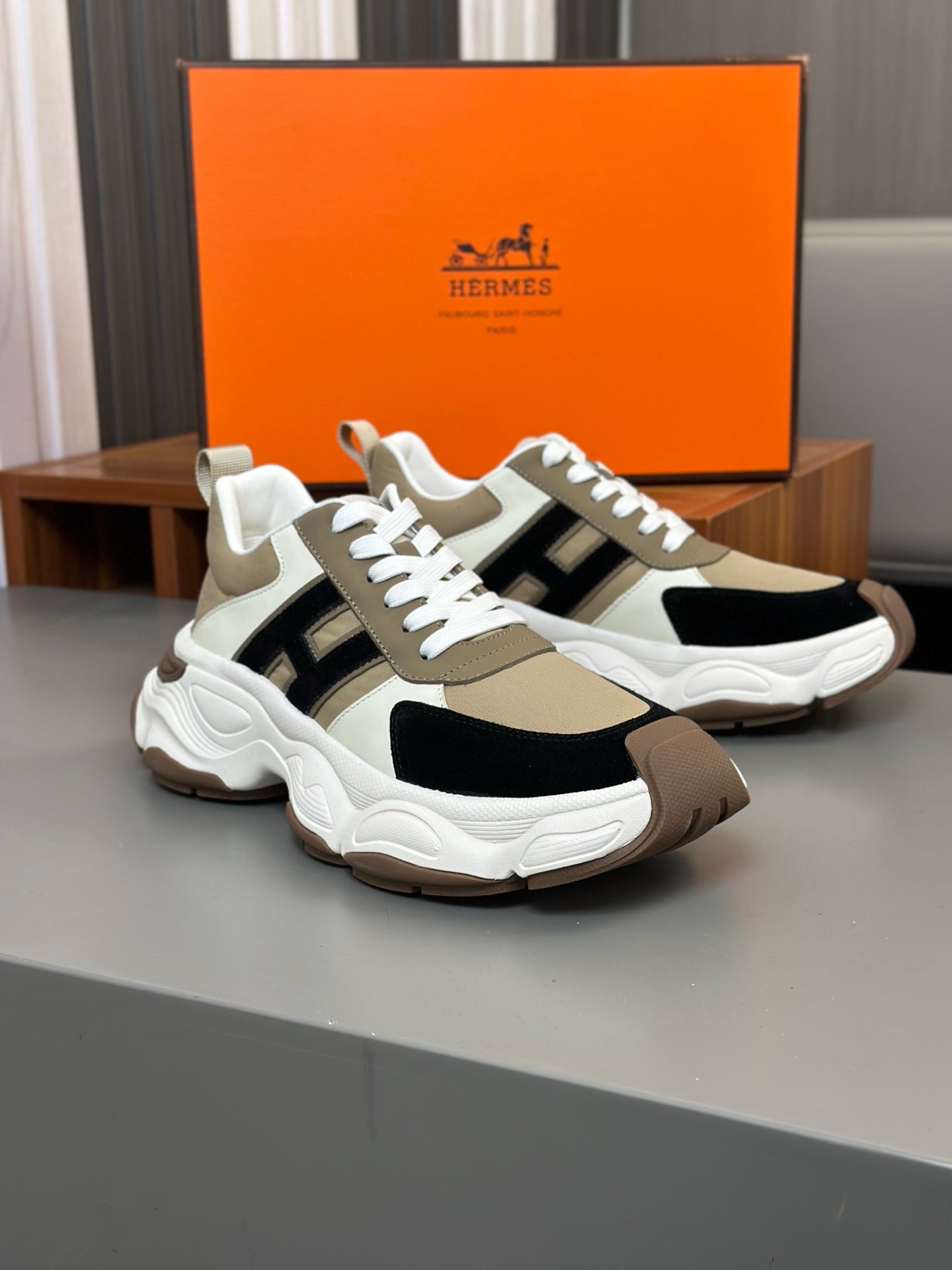 LuxluxHouse Best Quality Shoes Hermes