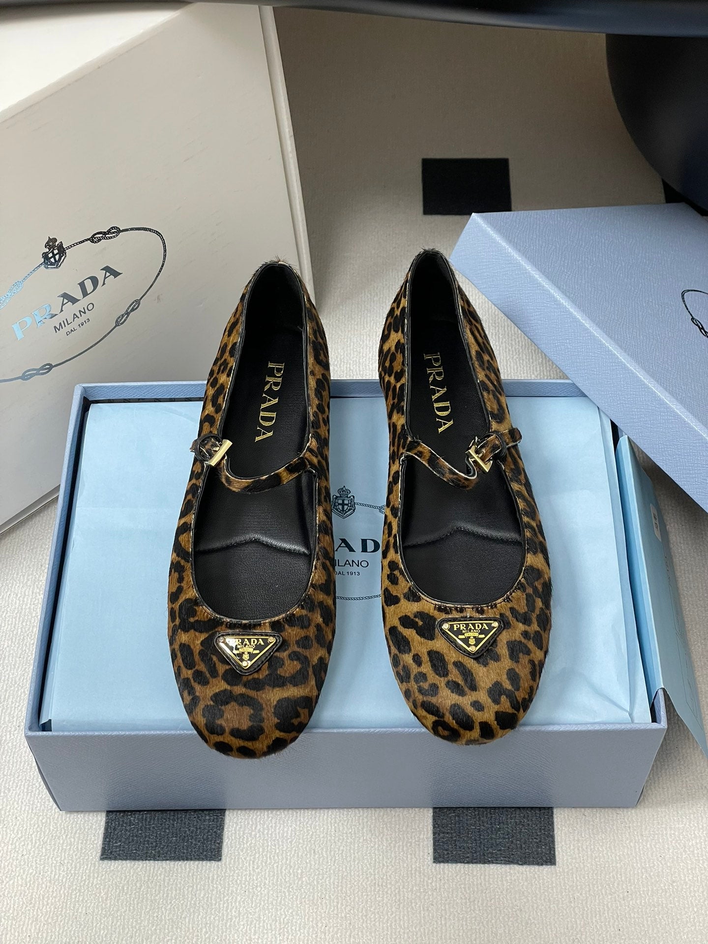 LuxluxHouse Best Quality Women Shoes Prada