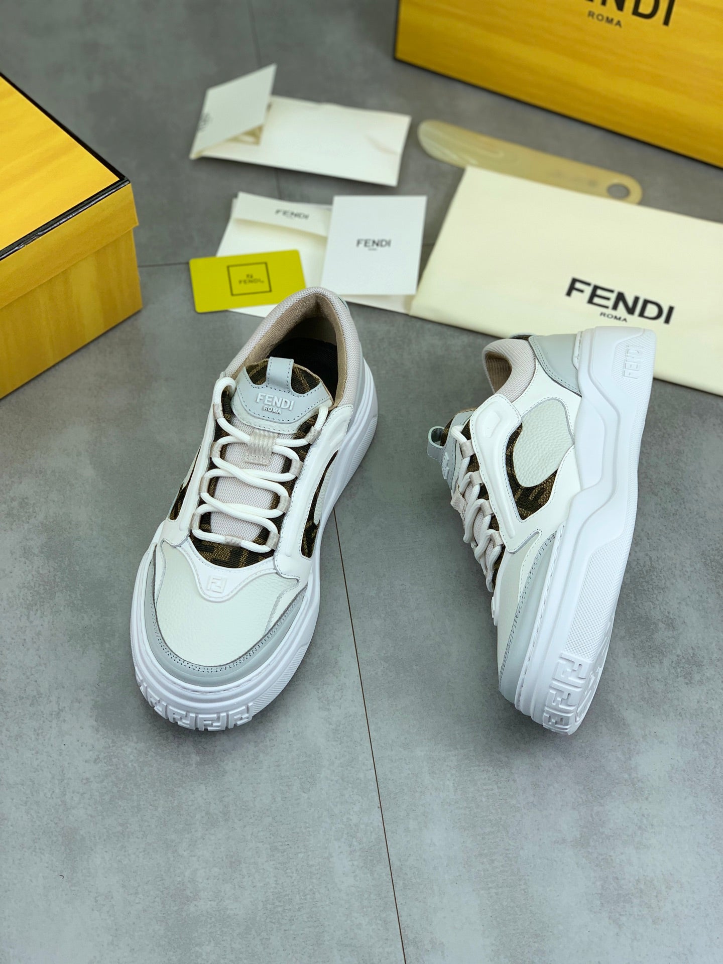 LuxluxHouse Best Quality Shoes Fendi