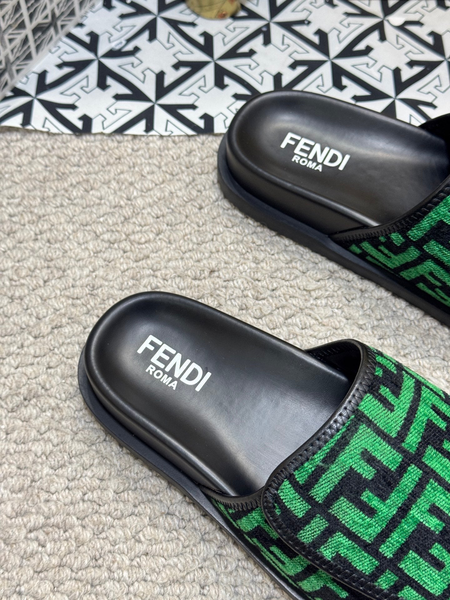 LuxluxHouse Best Quality Sandals Fendi