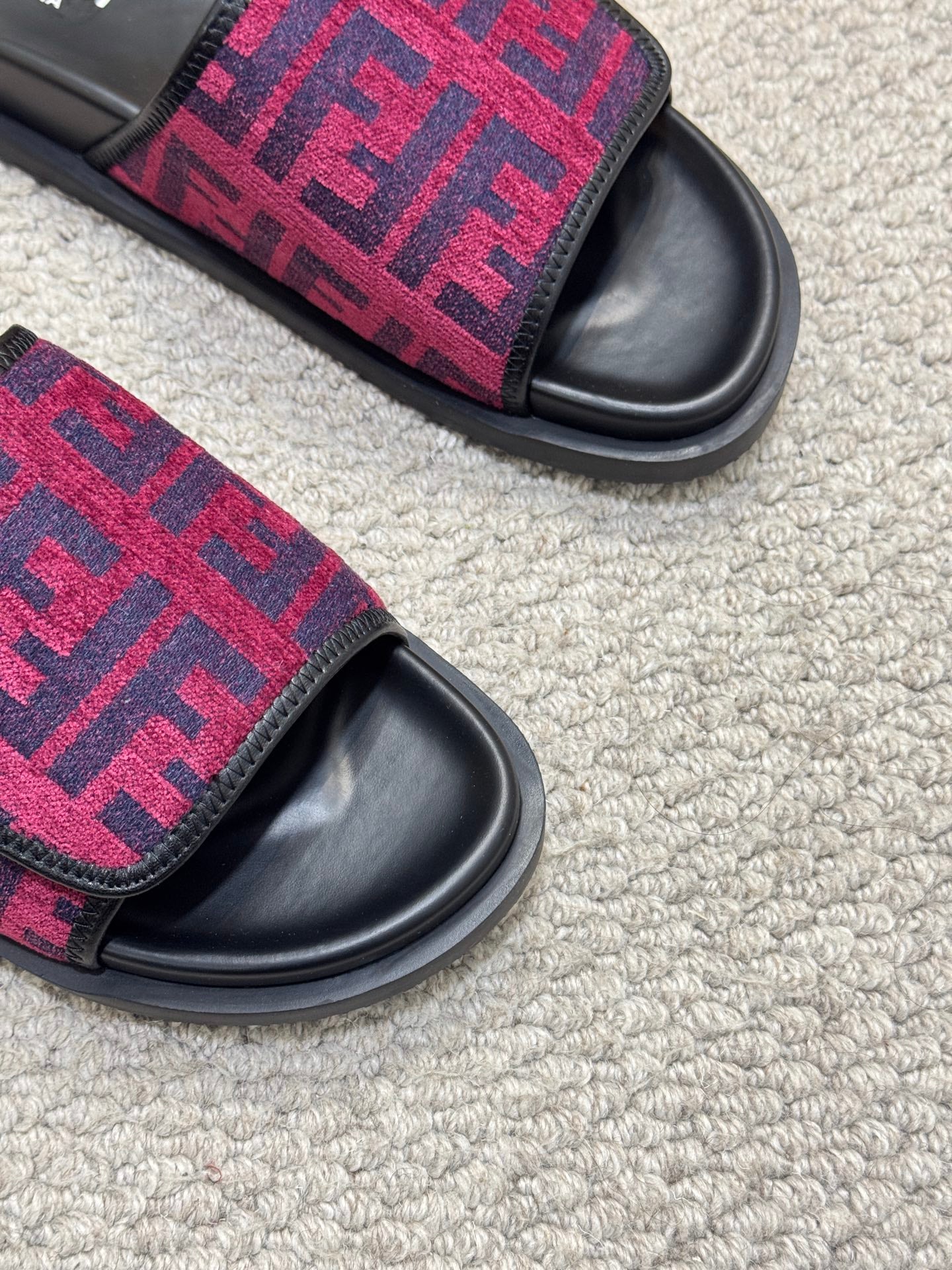 LuxluxHouse Best Quality Sandals Fendi