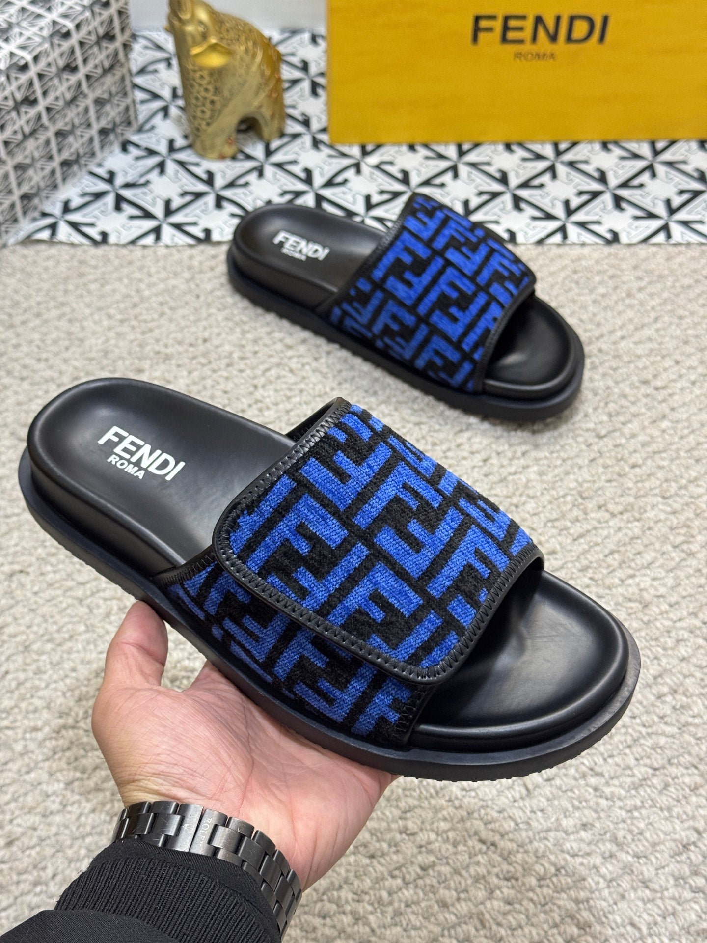 LuxluxHouse Best Quality Sandals Fendi