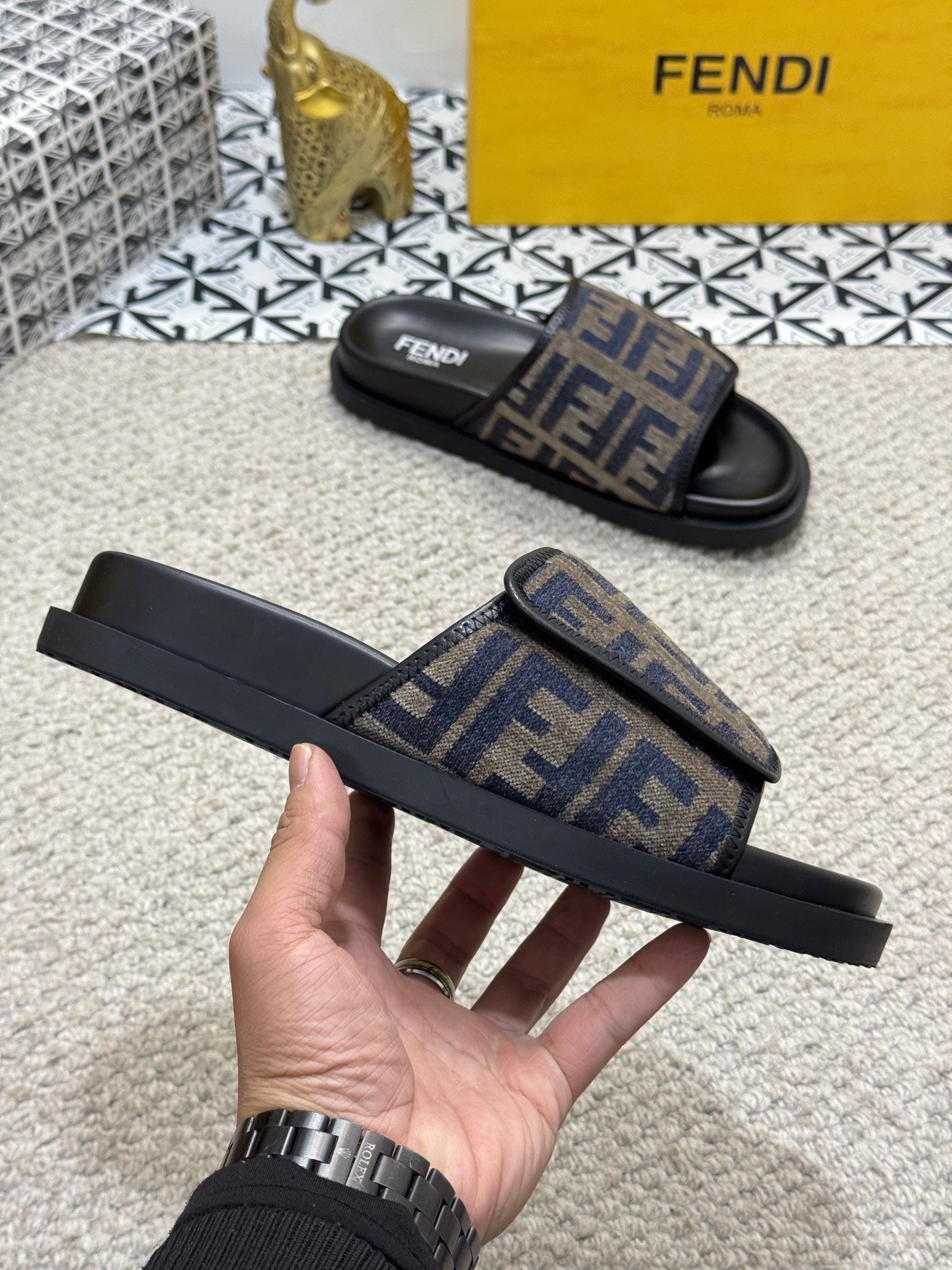 LuxluxHouse Best Quality Sandals Fendi