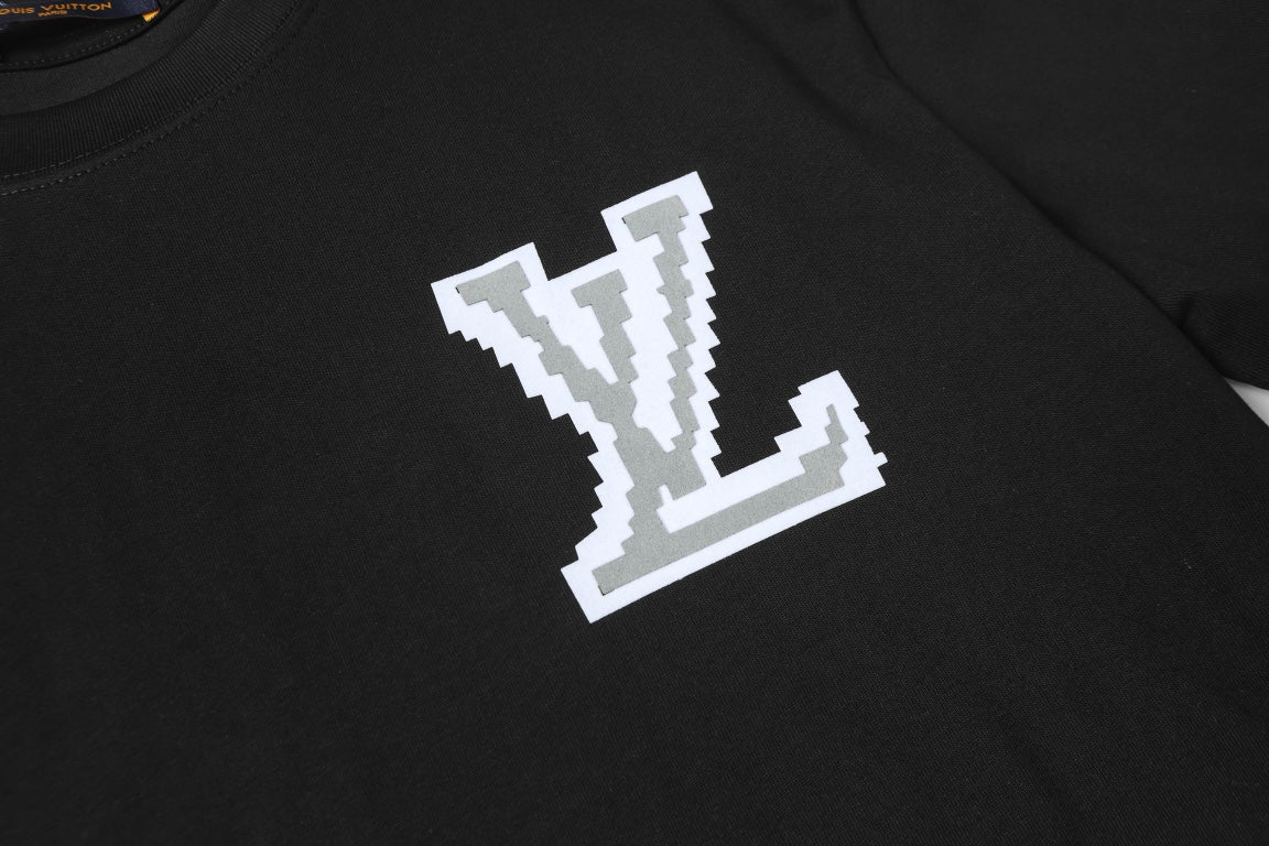 LuxluxHouse Best Quality Clothes T-shirt Louis Vuitton