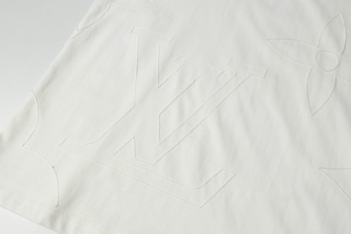LuxluxHouse Best Quality Clothes T-shirt Louis Vuitton