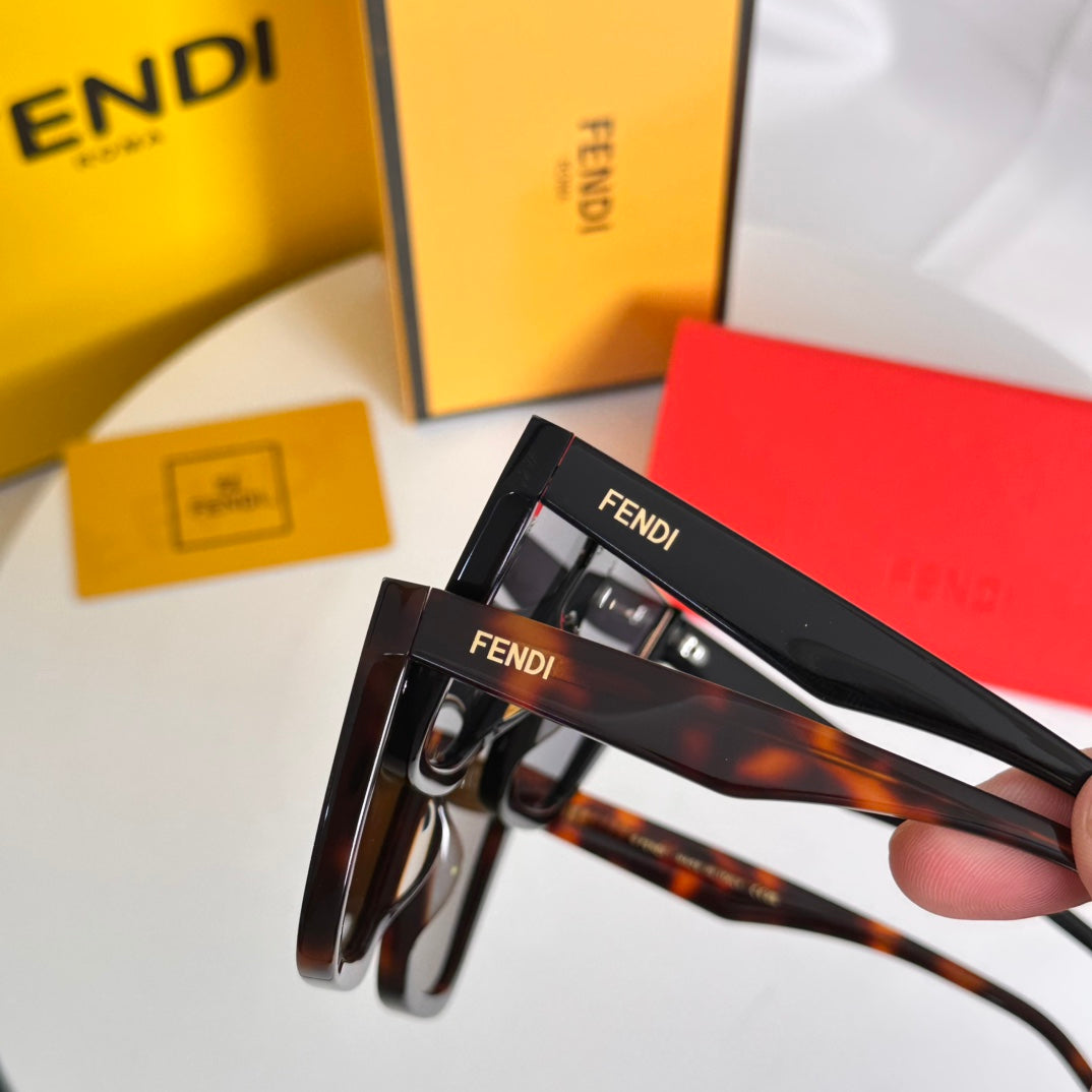 LuxluxHouse Best Quality Glasses Fendi