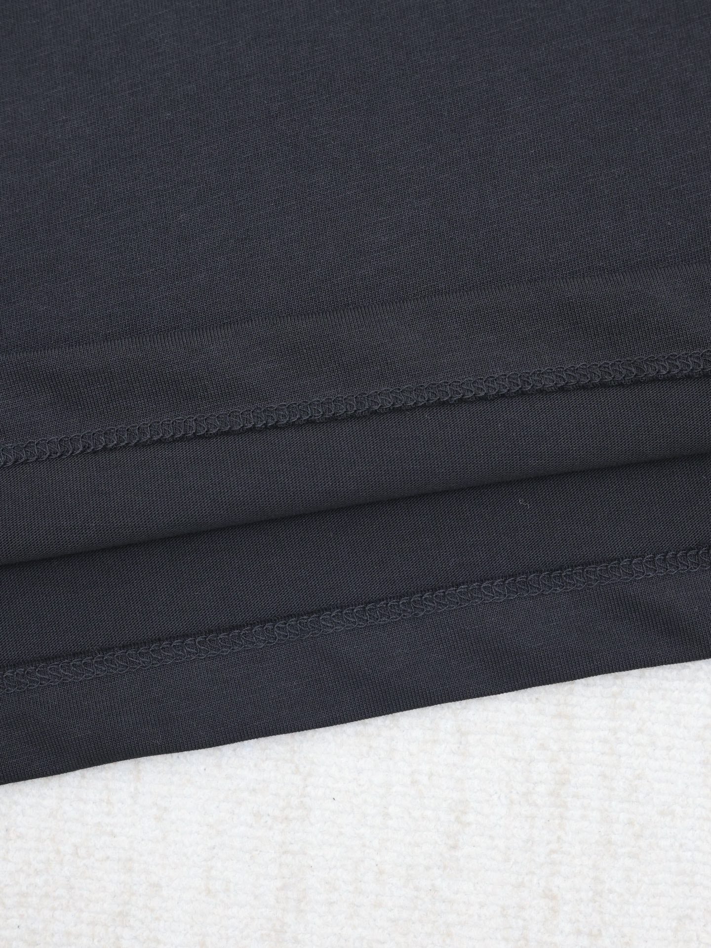 LuxluxHouse Best Quality Clothes T-shirt Loewe