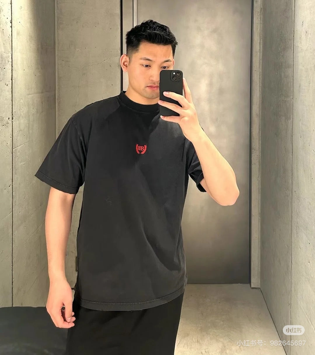 LuxluxHouse Best Quality Clothes Balenciaga T-shirt