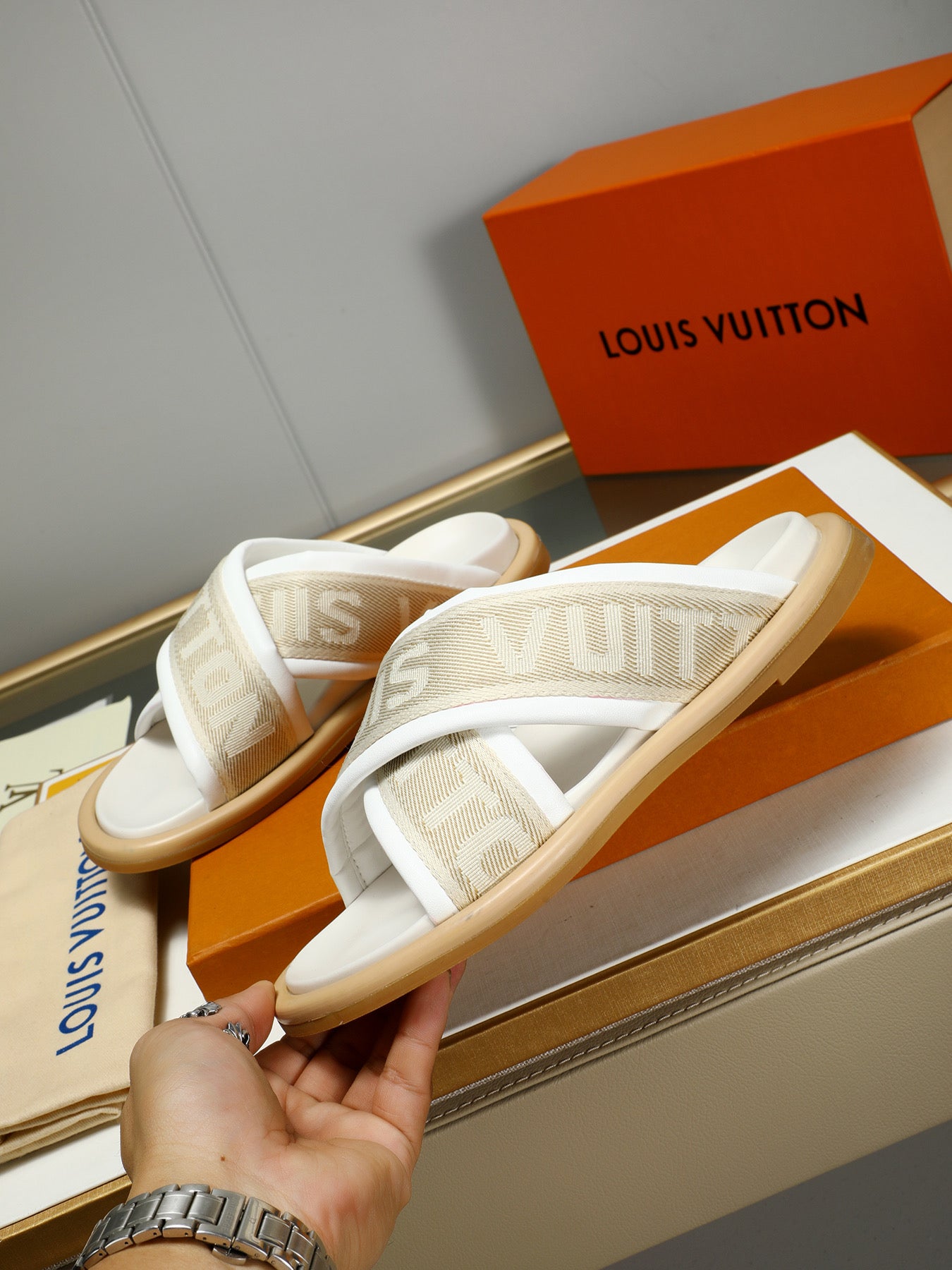 LuxluxHouse Best Quality Sandals Louis Vuitton