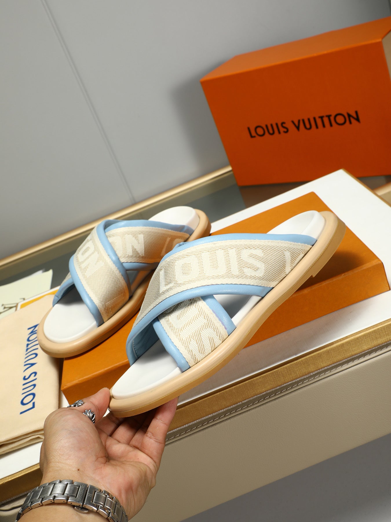 LuxluxHouse Best Quality Sandals Louis Vuitton