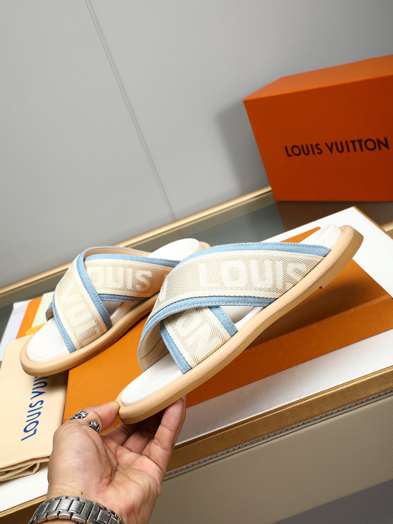 LuxluxHouse Best Quality Sandals Louis Vuitton