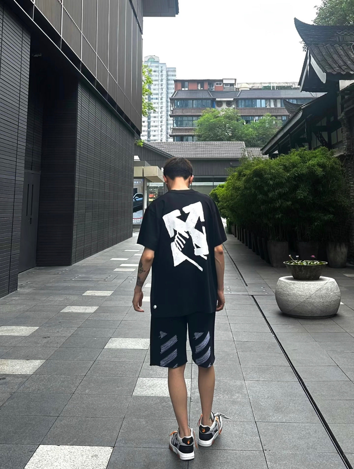 LuxluxHouse Best Quality Clothes Off White T-shirt