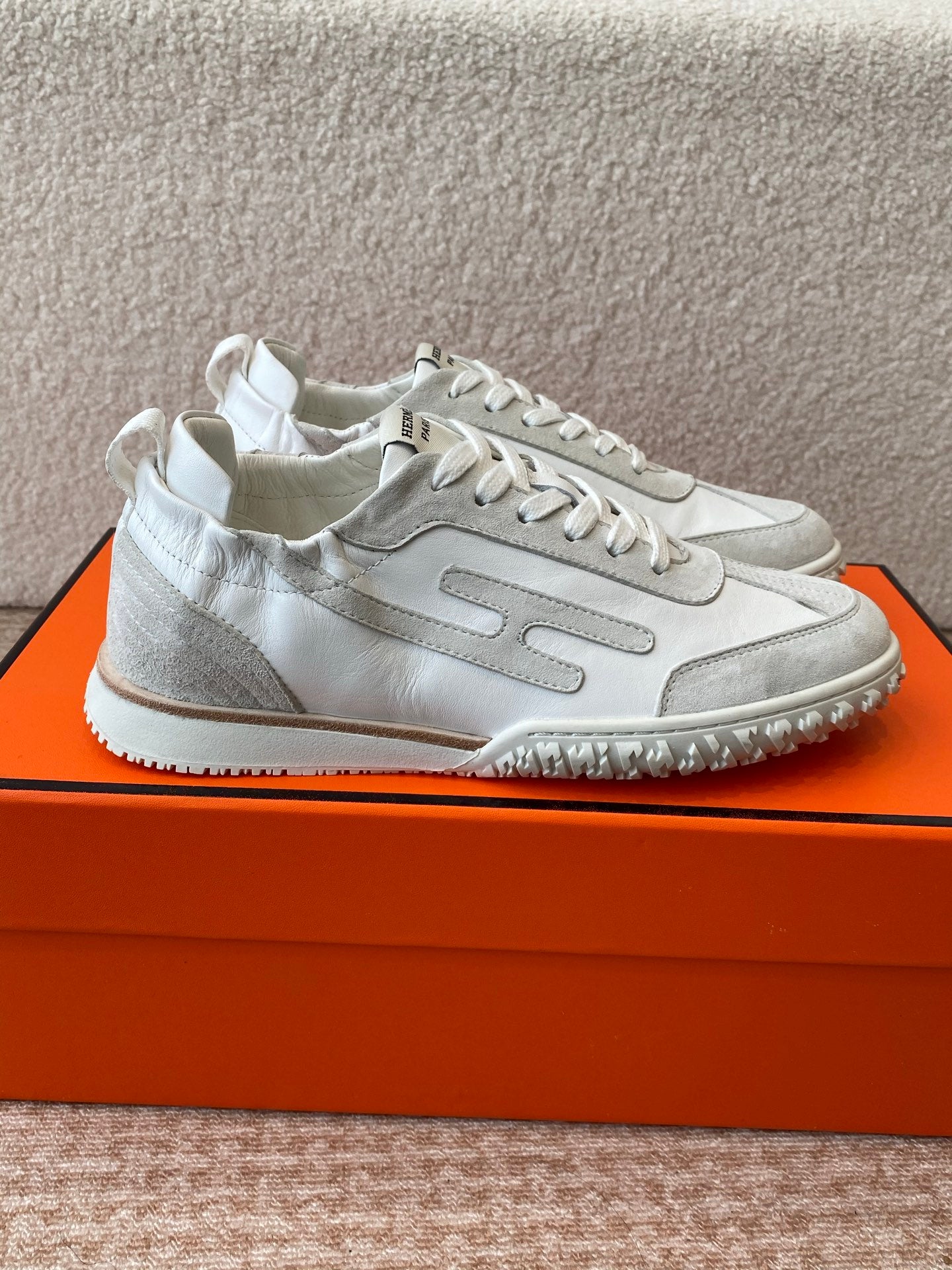 LuxluxHouse Best Quality Women Shoes Hermes