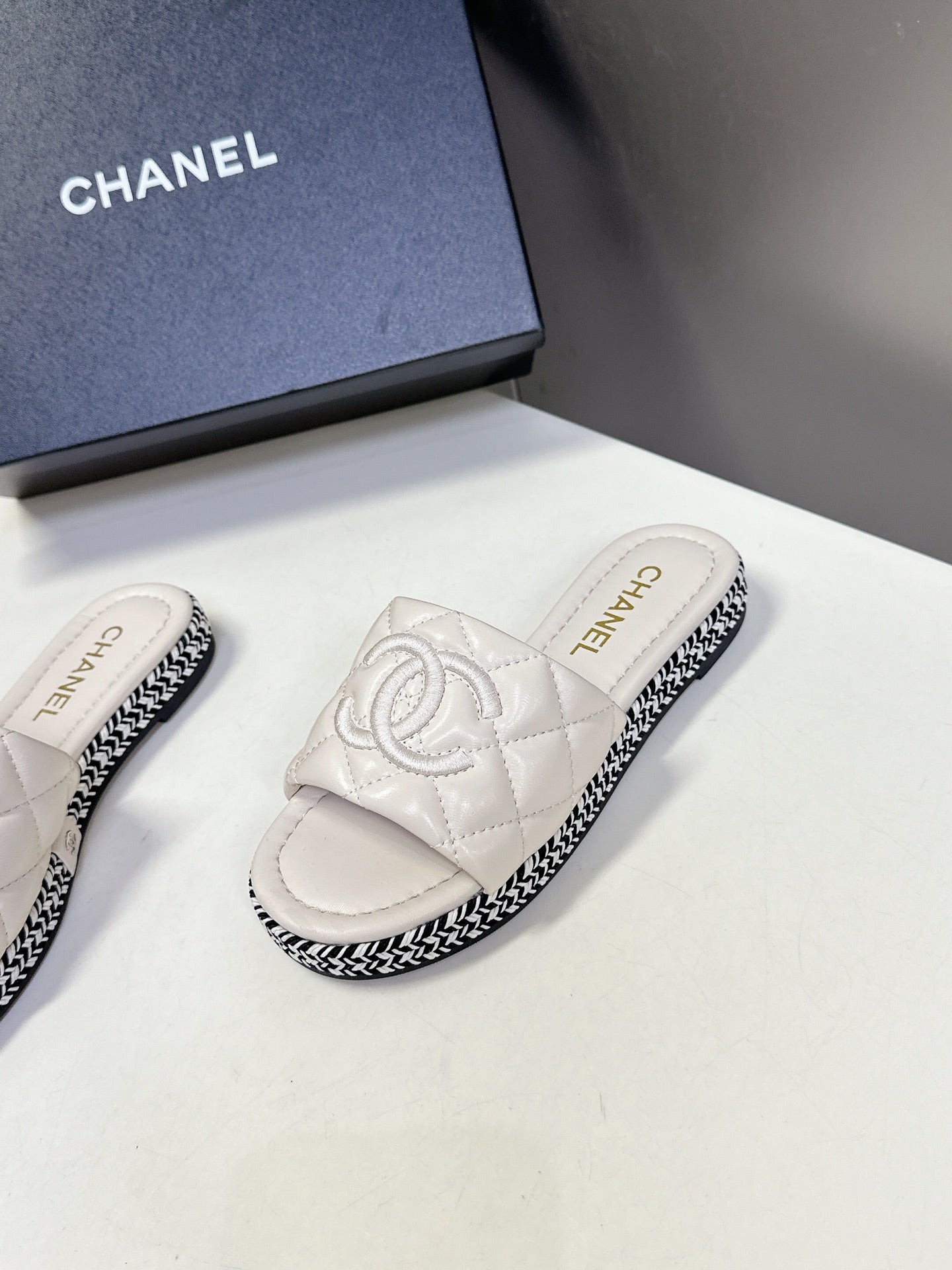 LuxluxHouse Best Quality Chanel Sandals