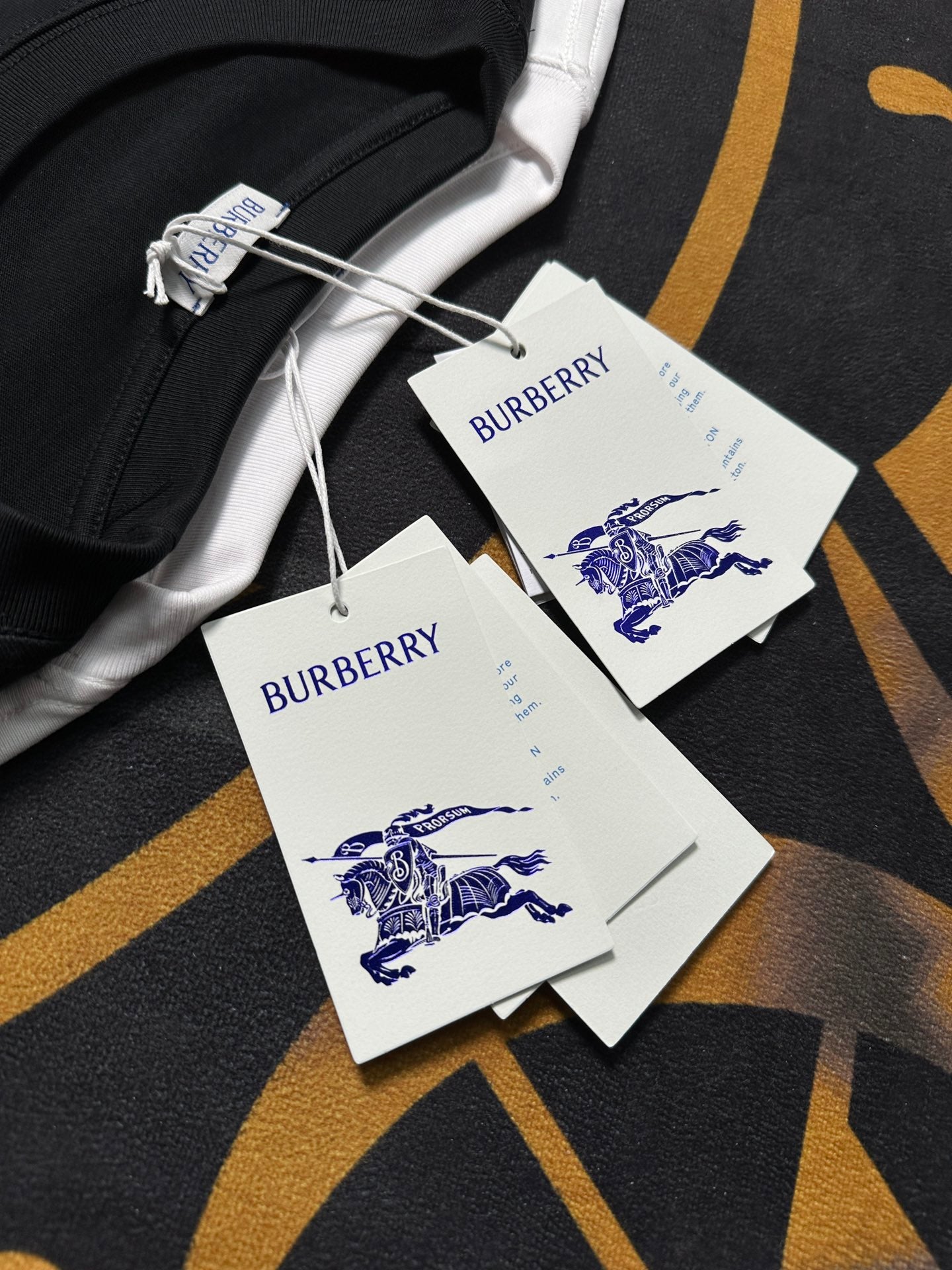 LuxluxHouse Best Quality Clothes Burberry T-shirt