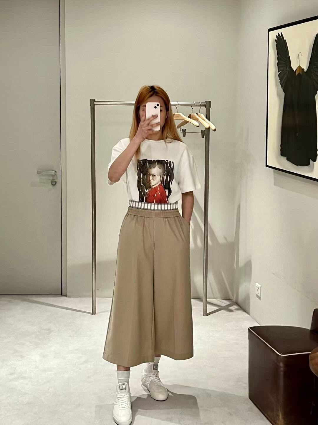LuxluxHouse Best Quality Clothes T-shirt Loewe