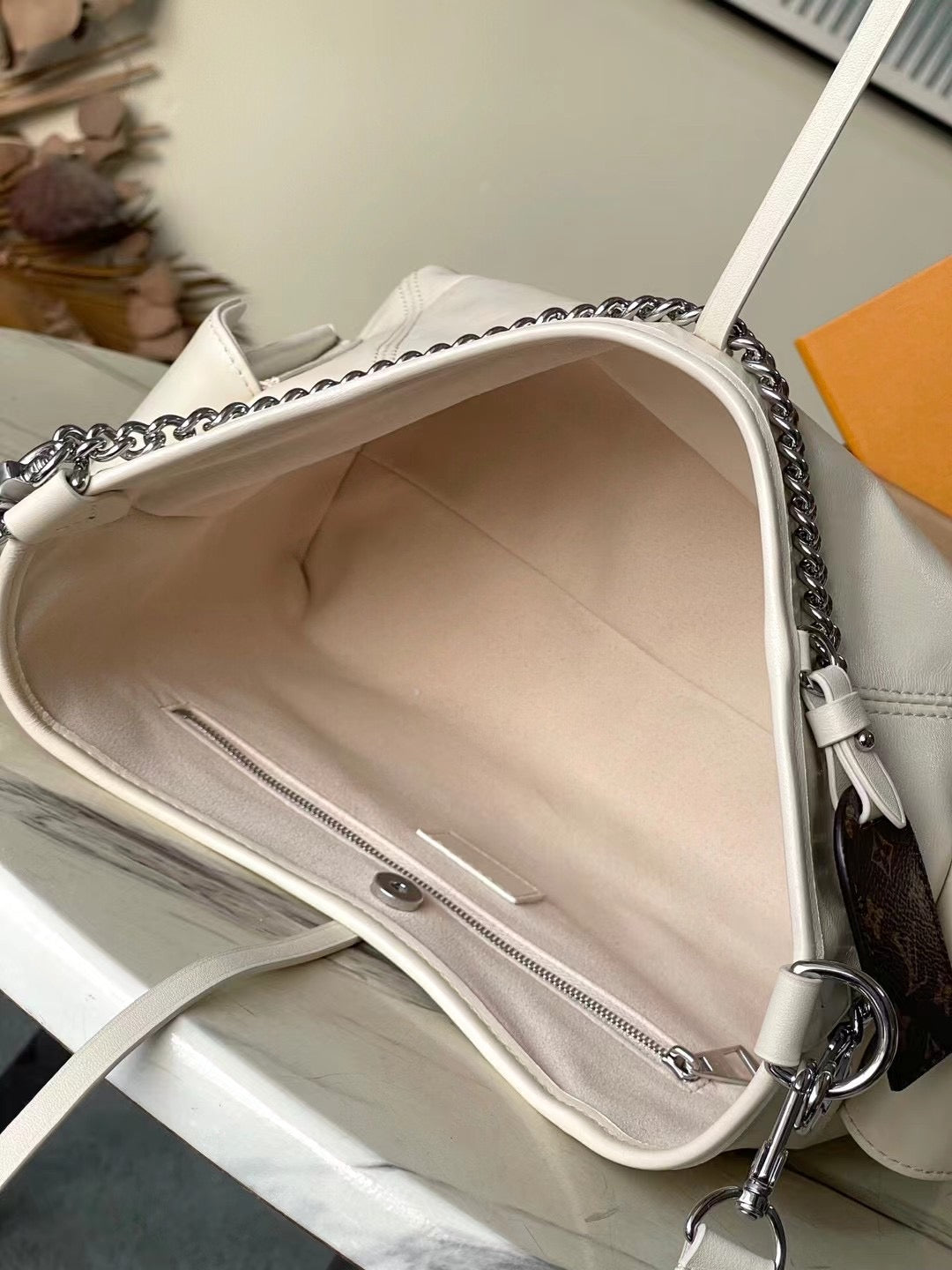 LuxluxHouse Best Quality Bags Louis Vuitton Women Men