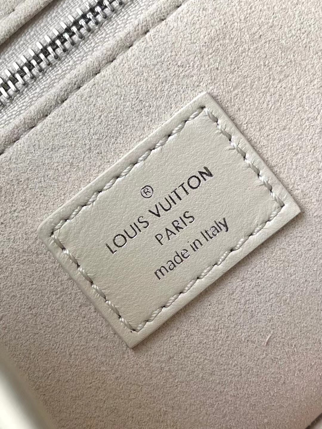 LuxluxHouse Best Quality Bags Louis Vuitton Women Men
