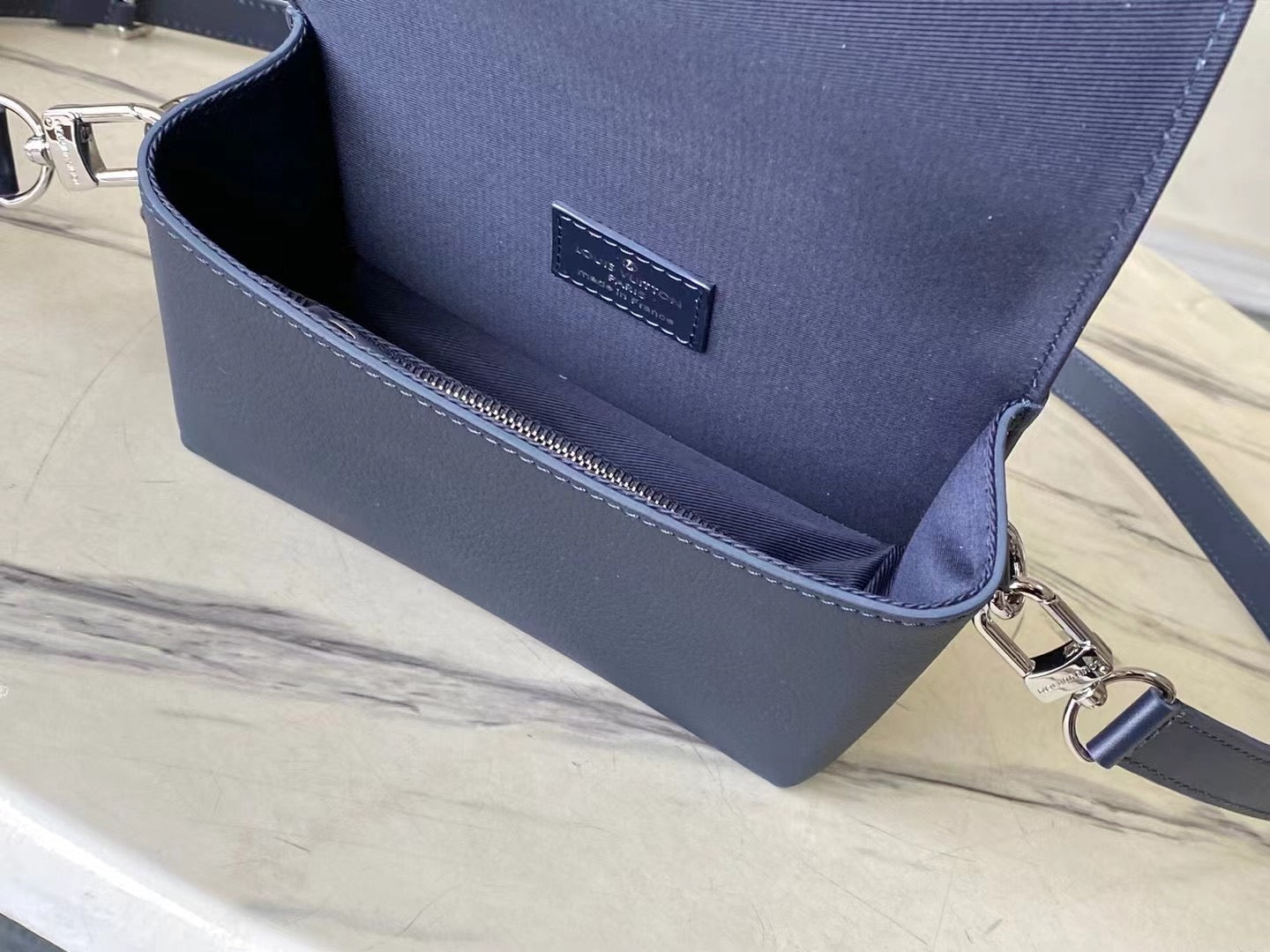 LuxluxHouse Best Quality Bags Louis Vuitton Women Men