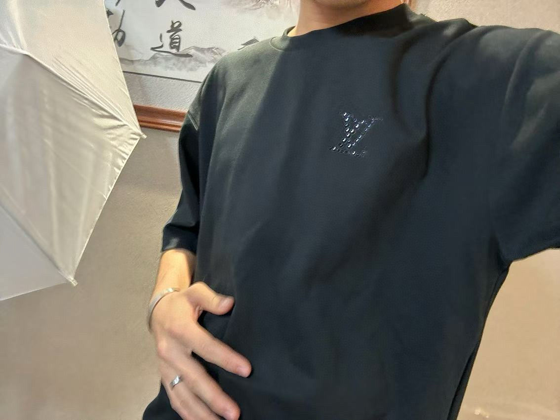 LuxluxHouse Best Quality Clothes T-shirt Louis Vuitton