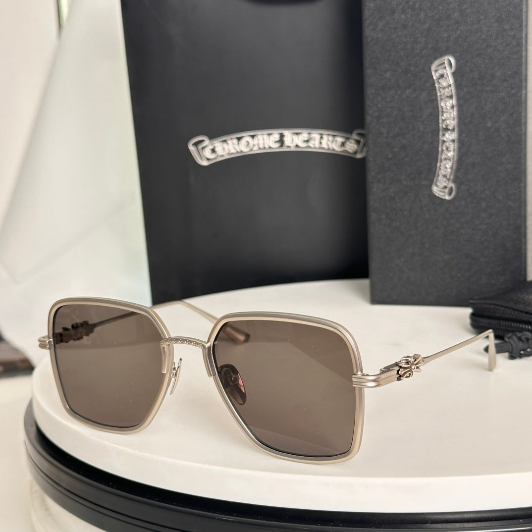 LuxluxHouse Best Quality Glasses Chrome Hearts