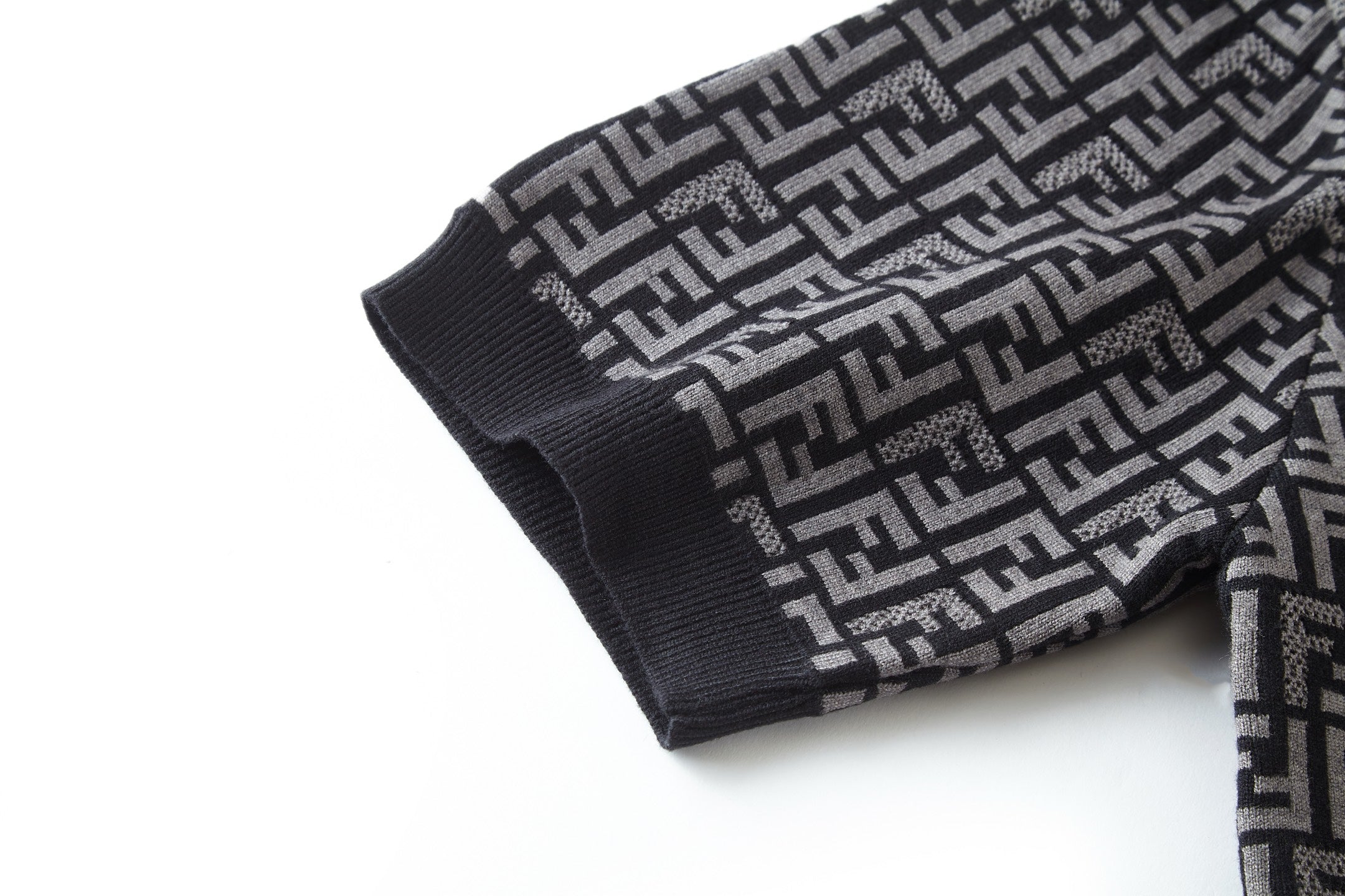 LuxluxHouse Best Quality Clothes Fendi T-shirt