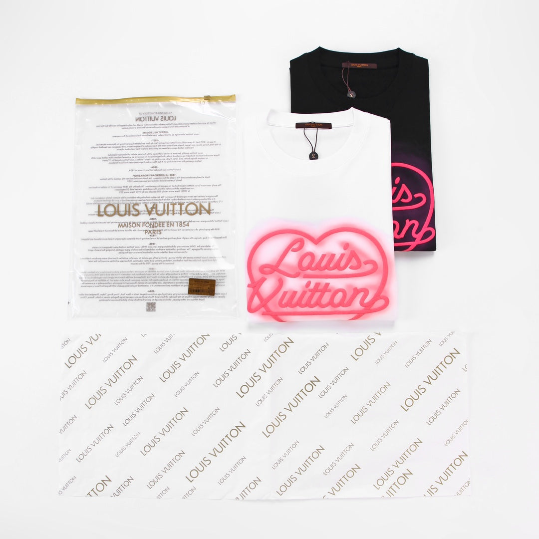 LuxluxHouse Best Quality Clothes T-shirt Louis Vuitton