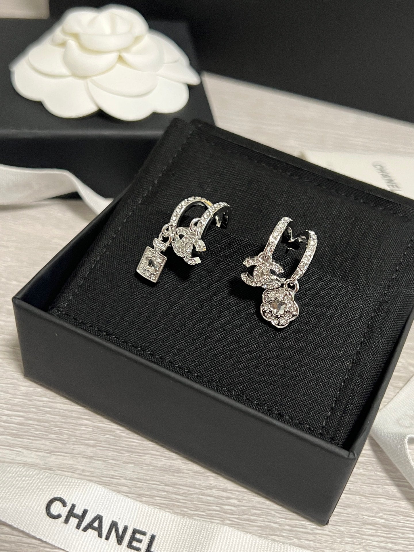 LuxluxHouse Best Quality Accessories Chanel Earrings