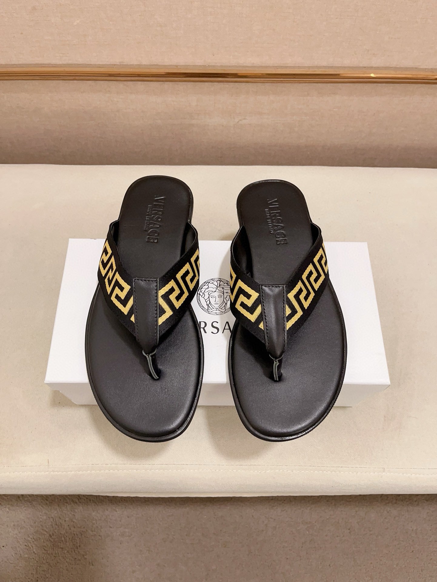 LuxluxHouse Best Quality Sandals Versace