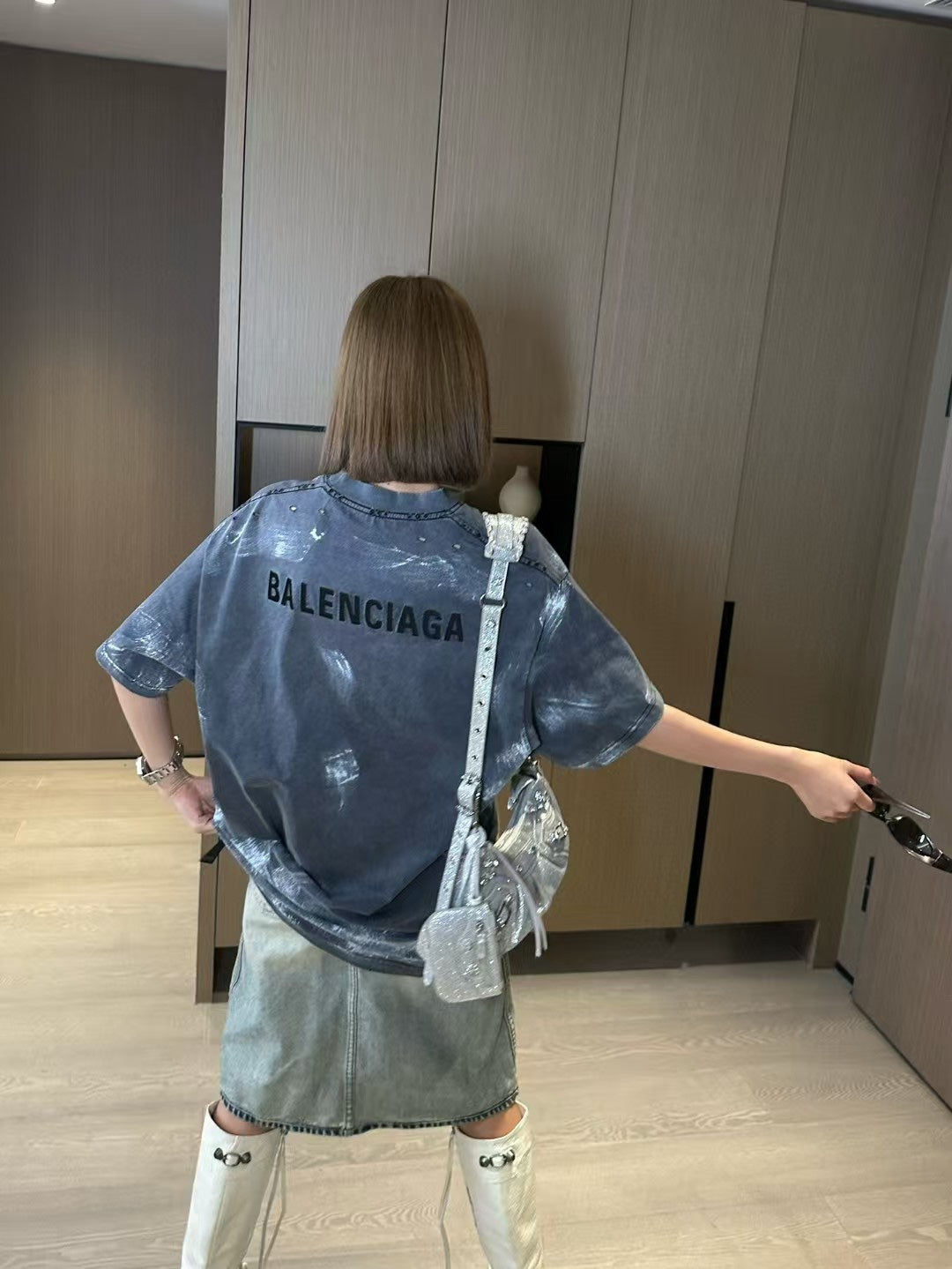 LuxluxHouse Best Quality Clothes Balenciaga T-shirt