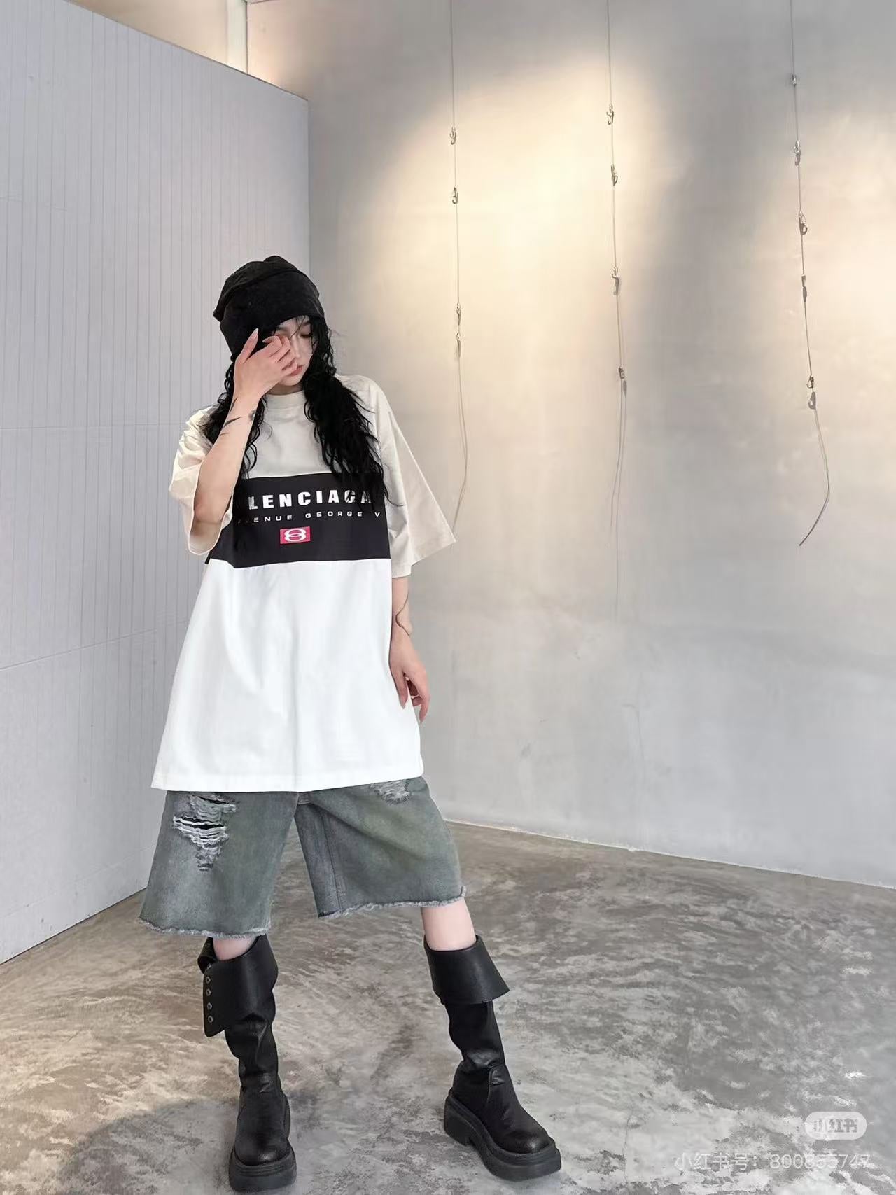 LuxluxHouse Best Quality Clothes Balenciaga T-shirt