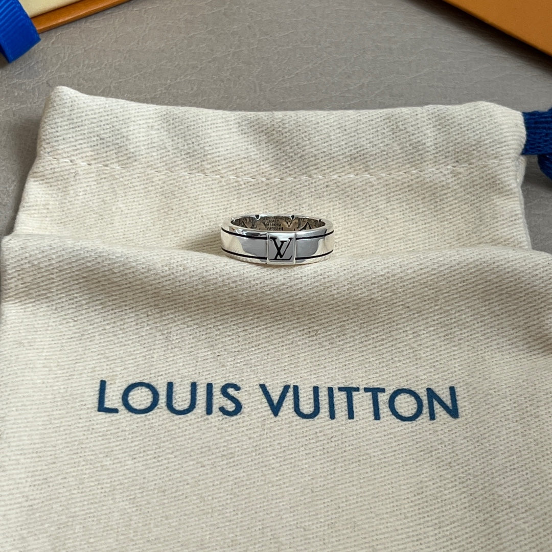 LuxluxHouse Best Quality Accessories Ring Louis Vuitton