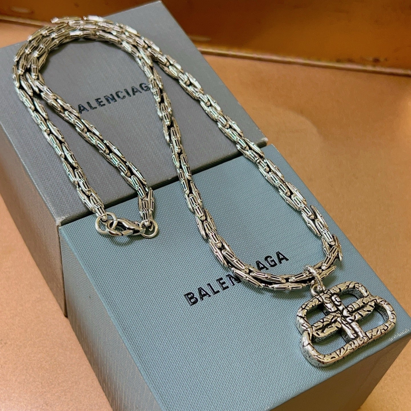 LuxluxHouse Best Quality Accessories Necklace Balenciaga