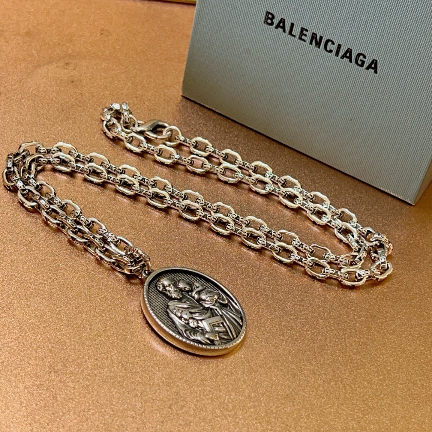 LuxluxHouse Best Quality Accessories Necklace Balenciaga
