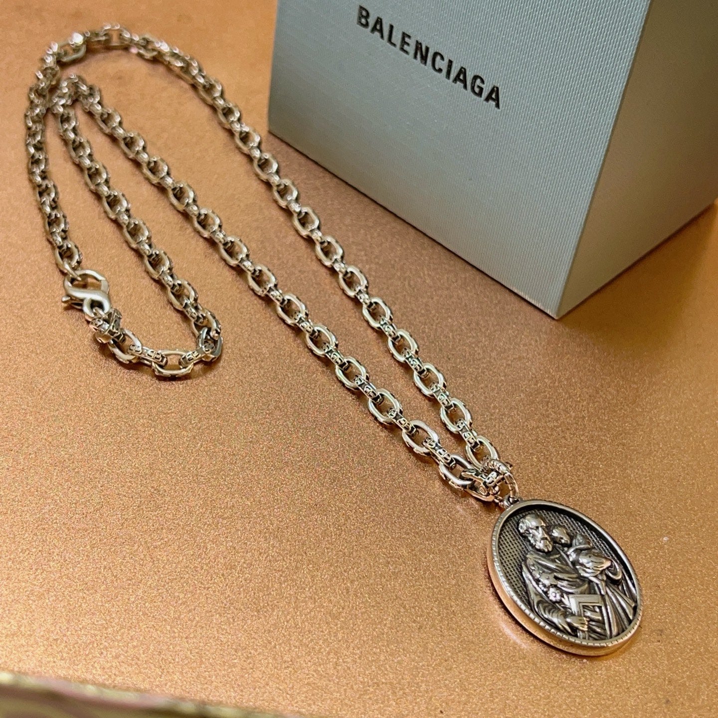 LuxluxHouse Best Quality Accessories Necklace Balenciaga