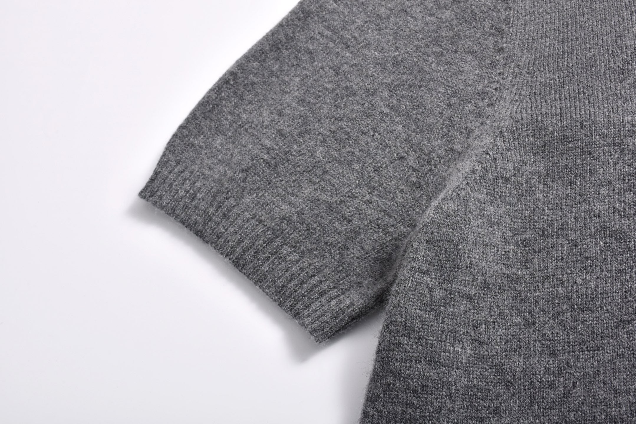 LuxluxHouse Best Quality Clothes Miu Miu T-shirt