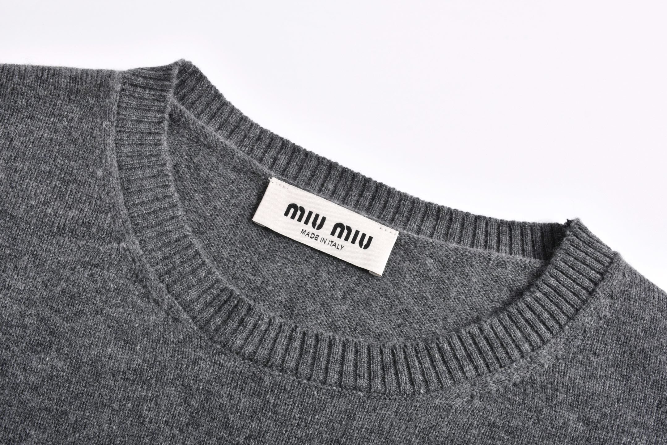 LuxluxHouse Best Quality Clothes Miu Miu T-shirt