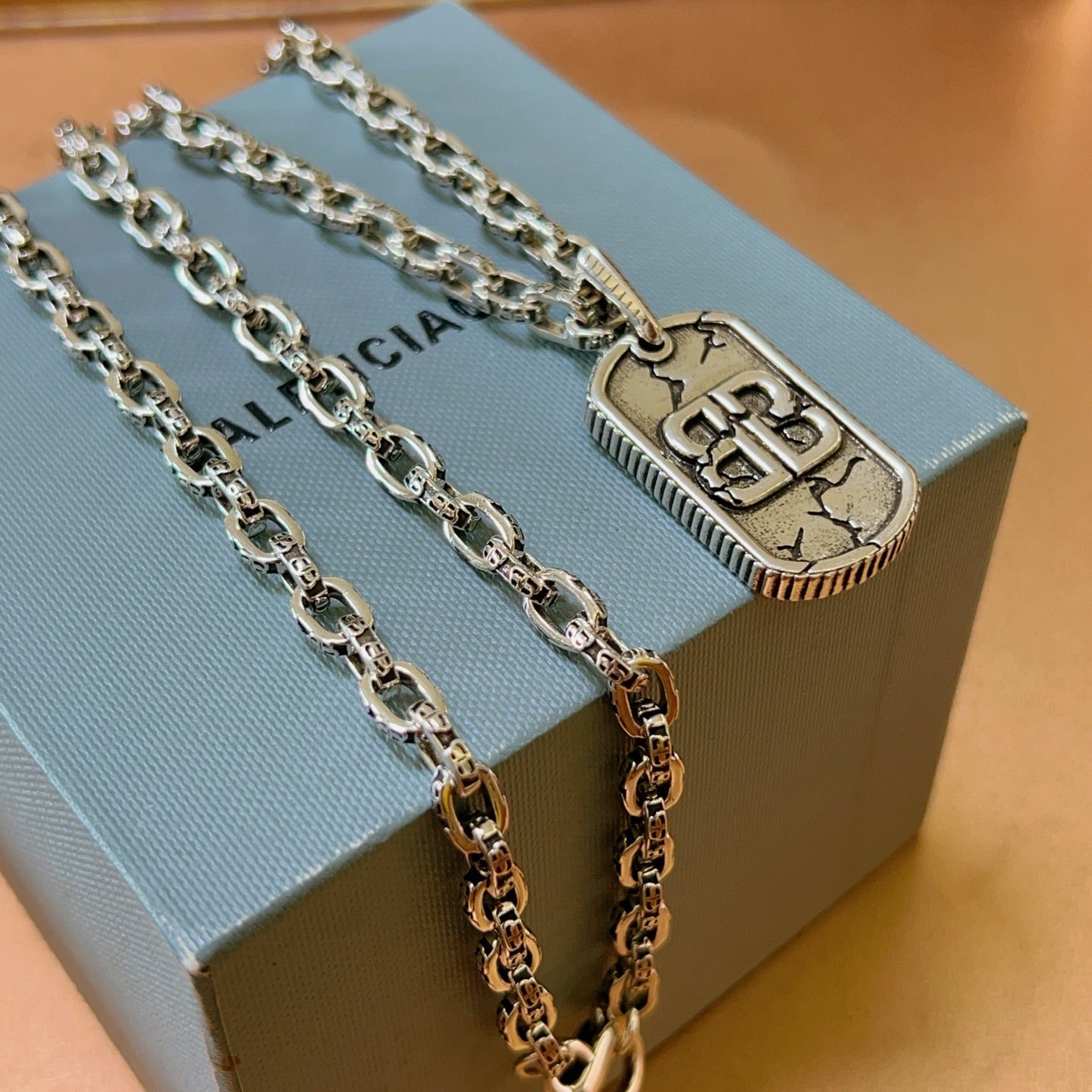 LuxluxHouse Best Quality Accessories Necklace Balenciaga