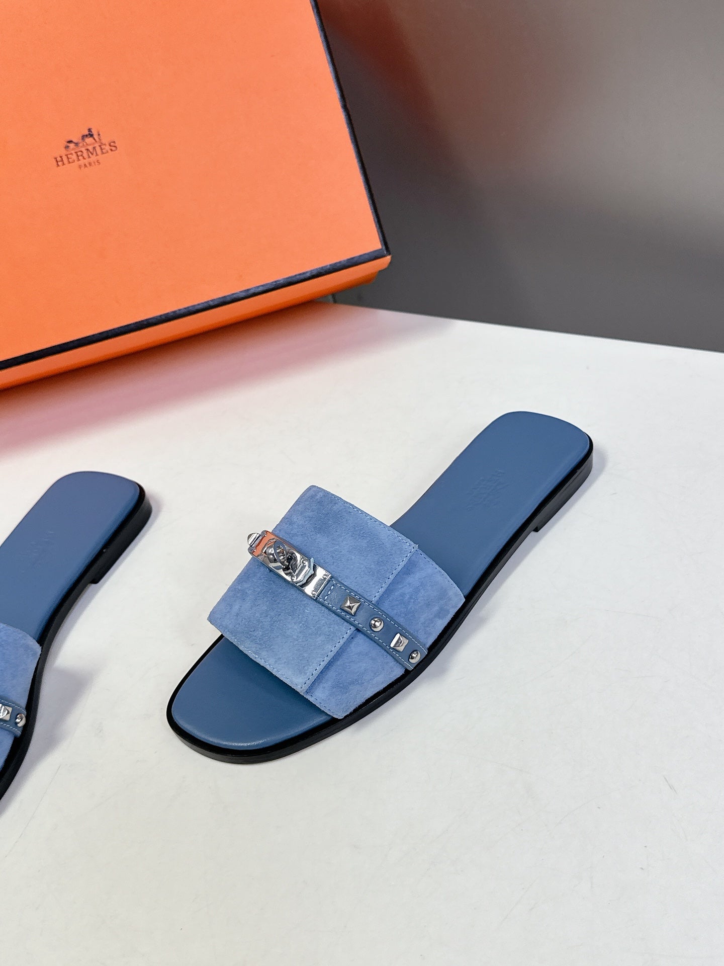 LuxluxHouse Best Quality Women Shoes Hermes