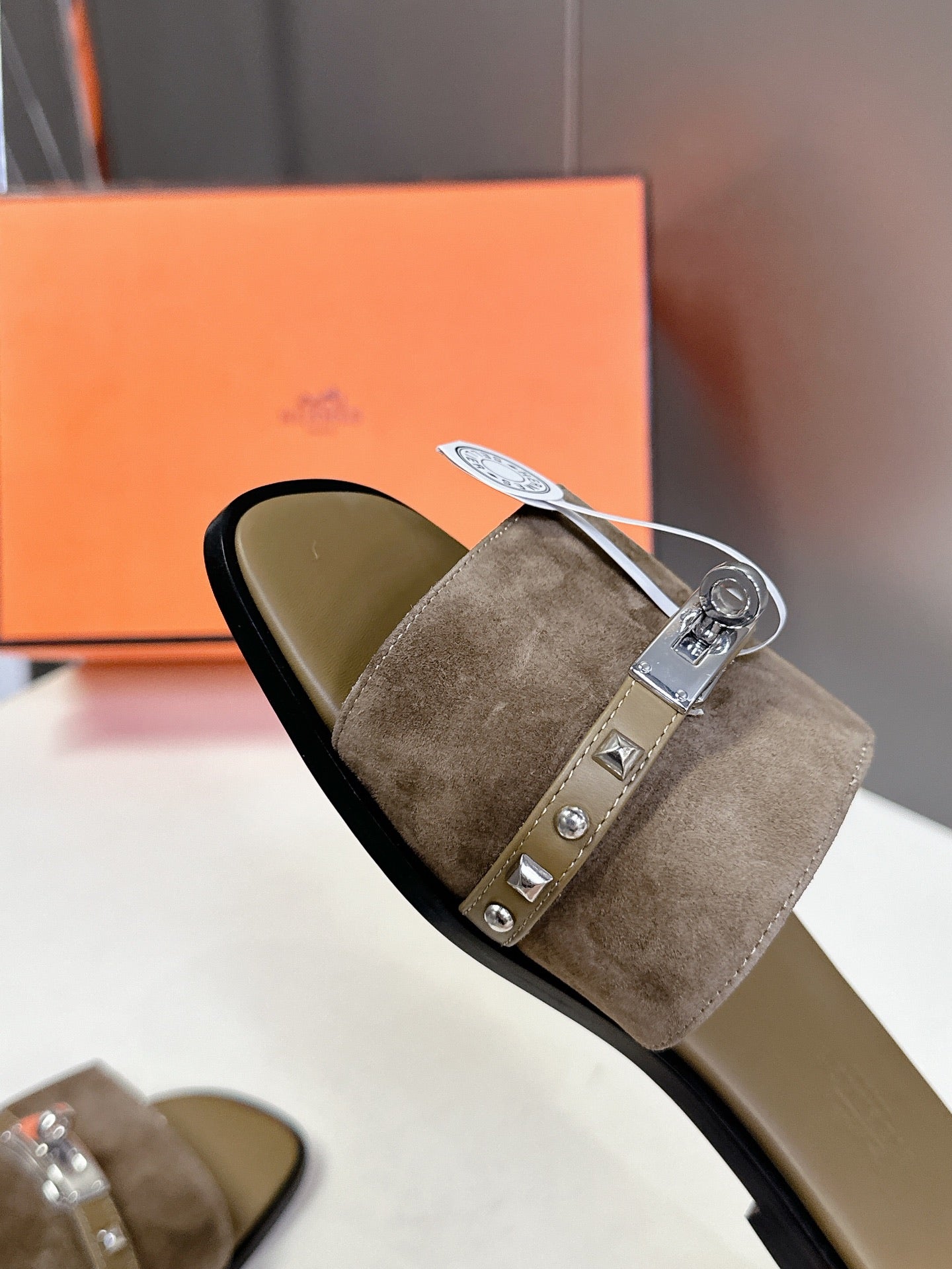LuxluxHouse Best Quality Women Shoes Hermes
