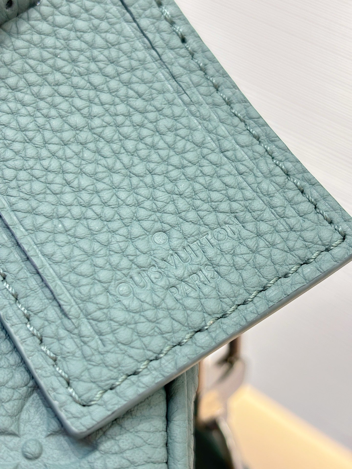 LuxluxHouse Best Quality Bags Louis Vuitton Men