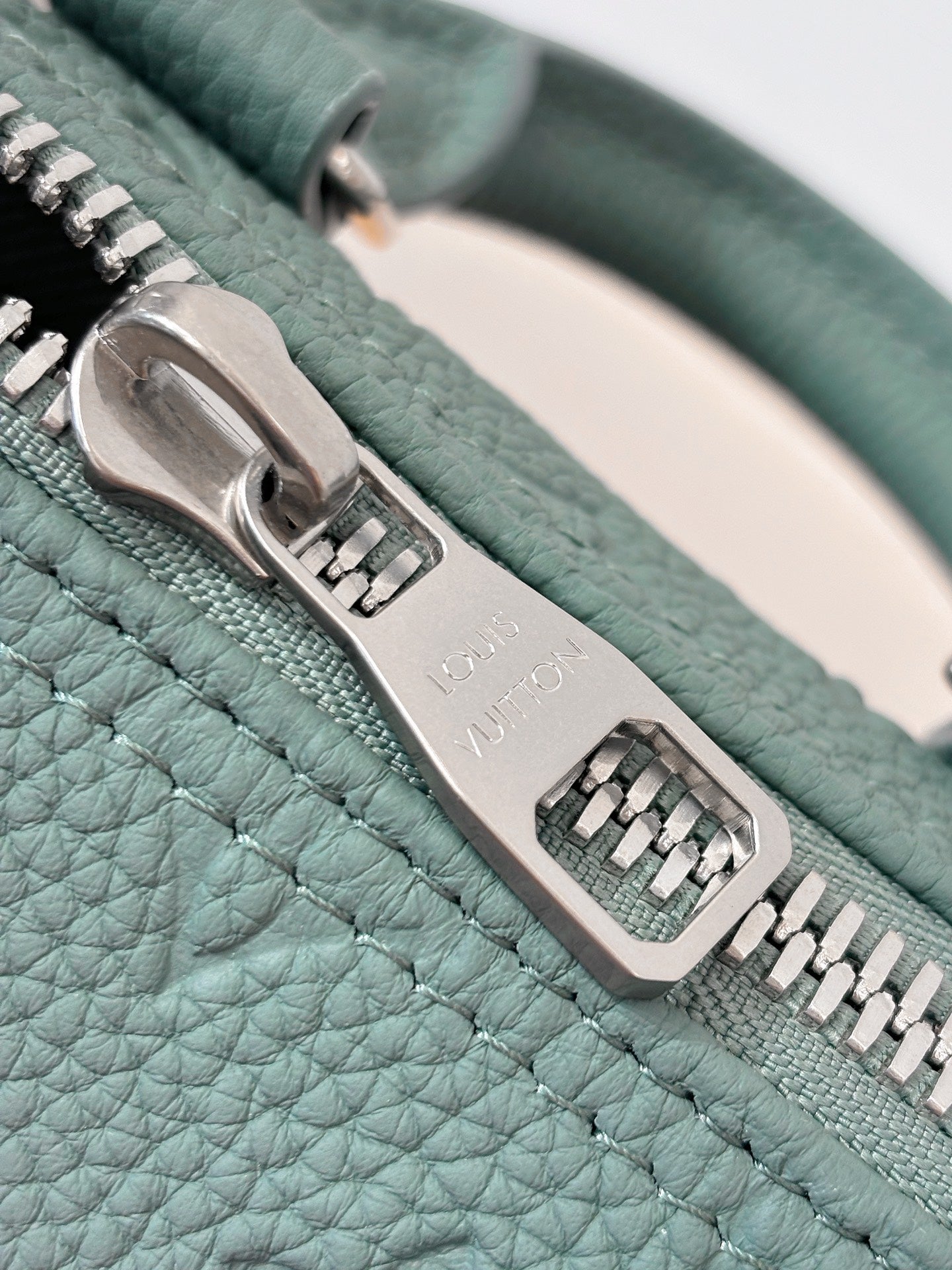 LuxluxHouse Best Quality Bags Louis Vuitton Men