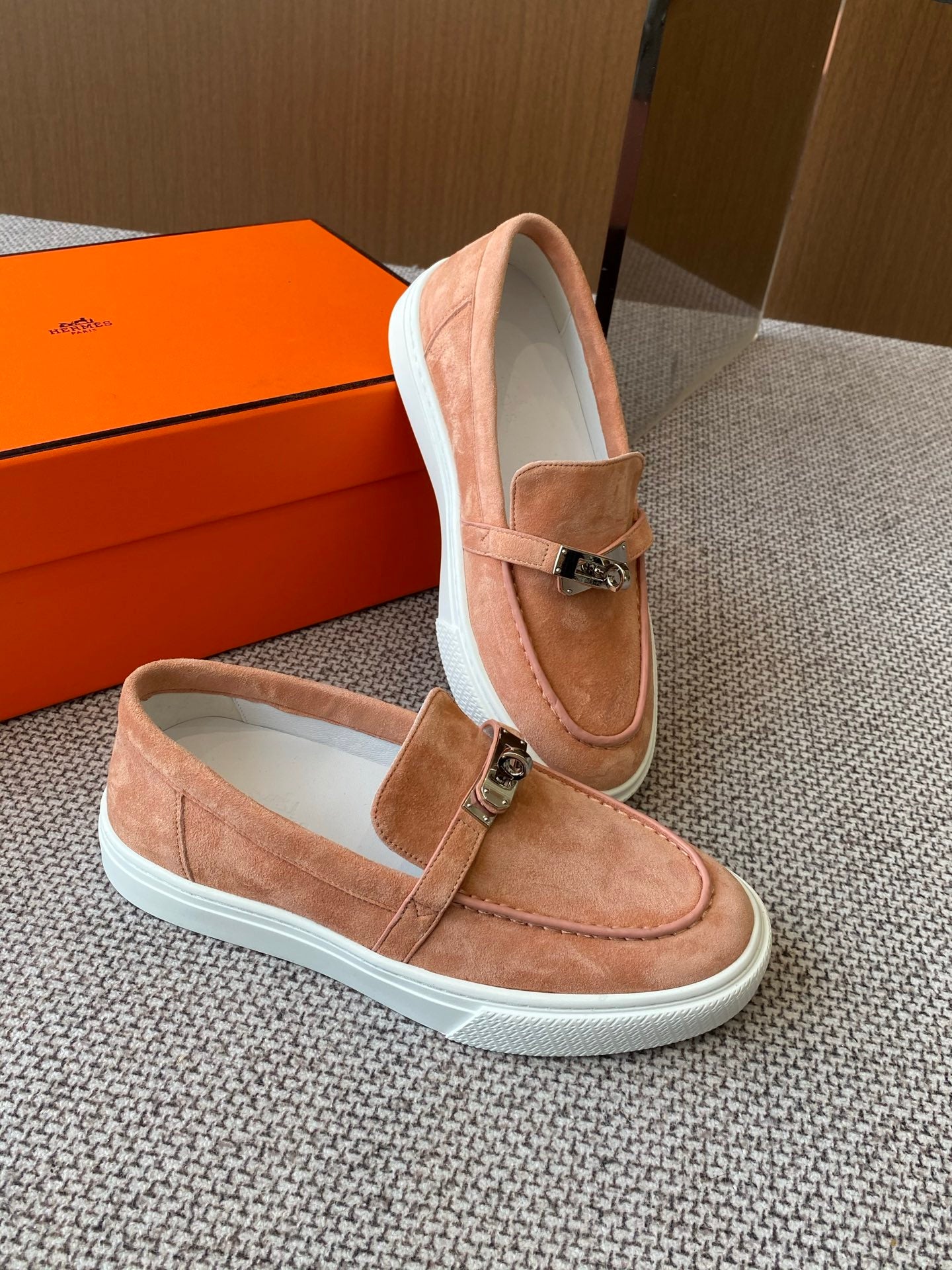 LuxluxHouse Best Quality Women Shoes Hermes