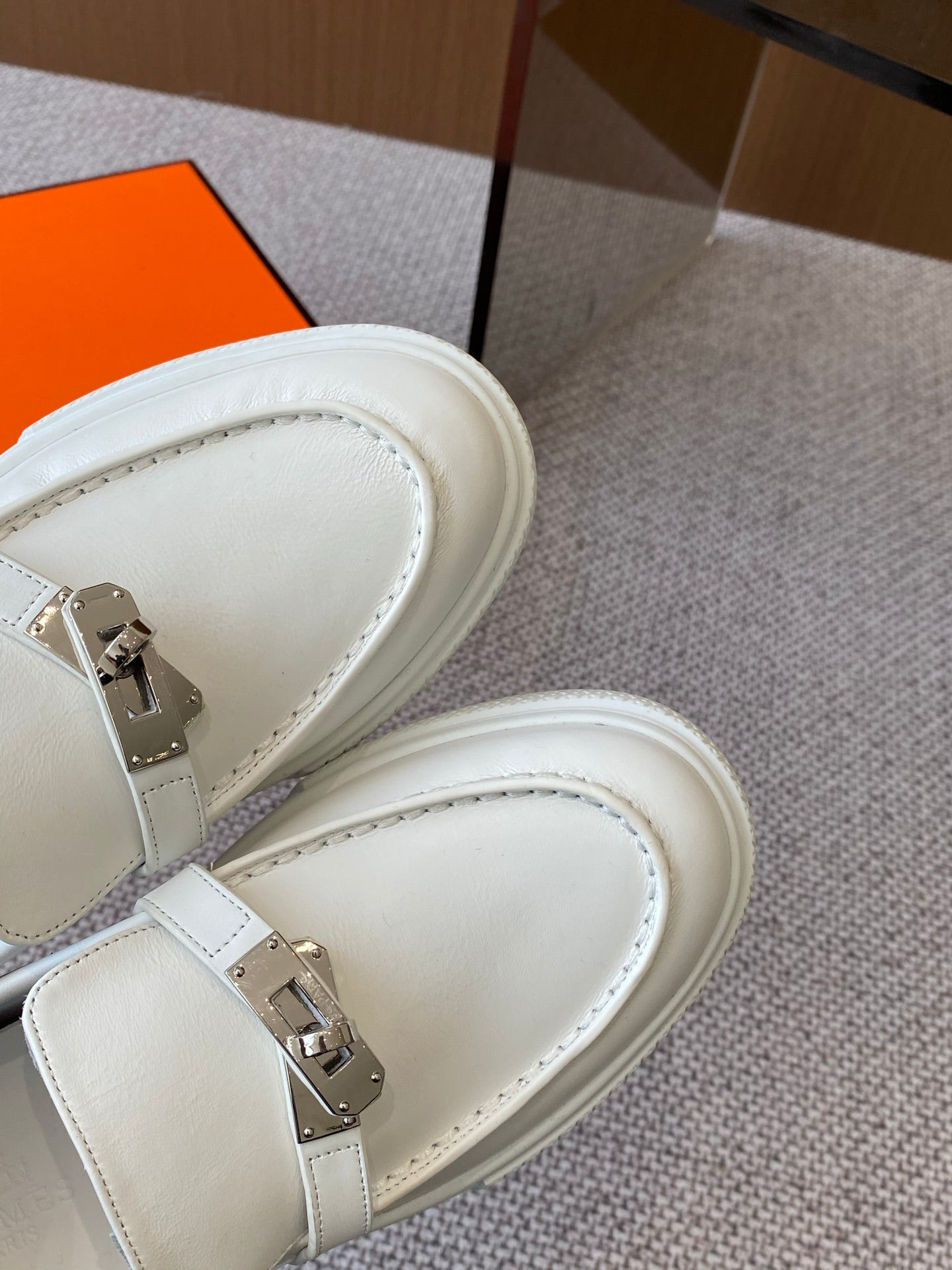 LuxluxHouse Best Quality Women Shoes Hermes