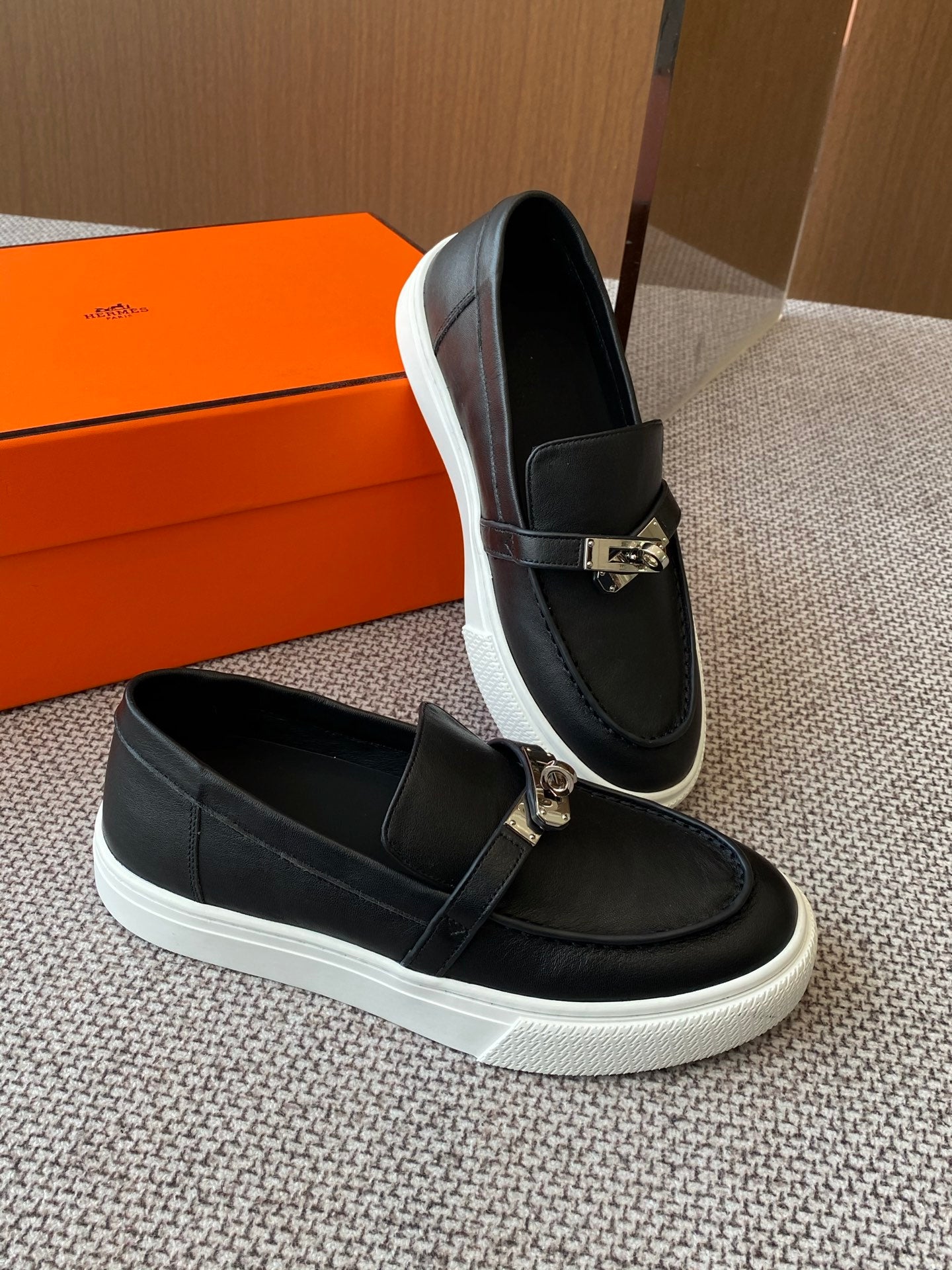 LuxluxHouse Best Quality Women Shoes Hermes