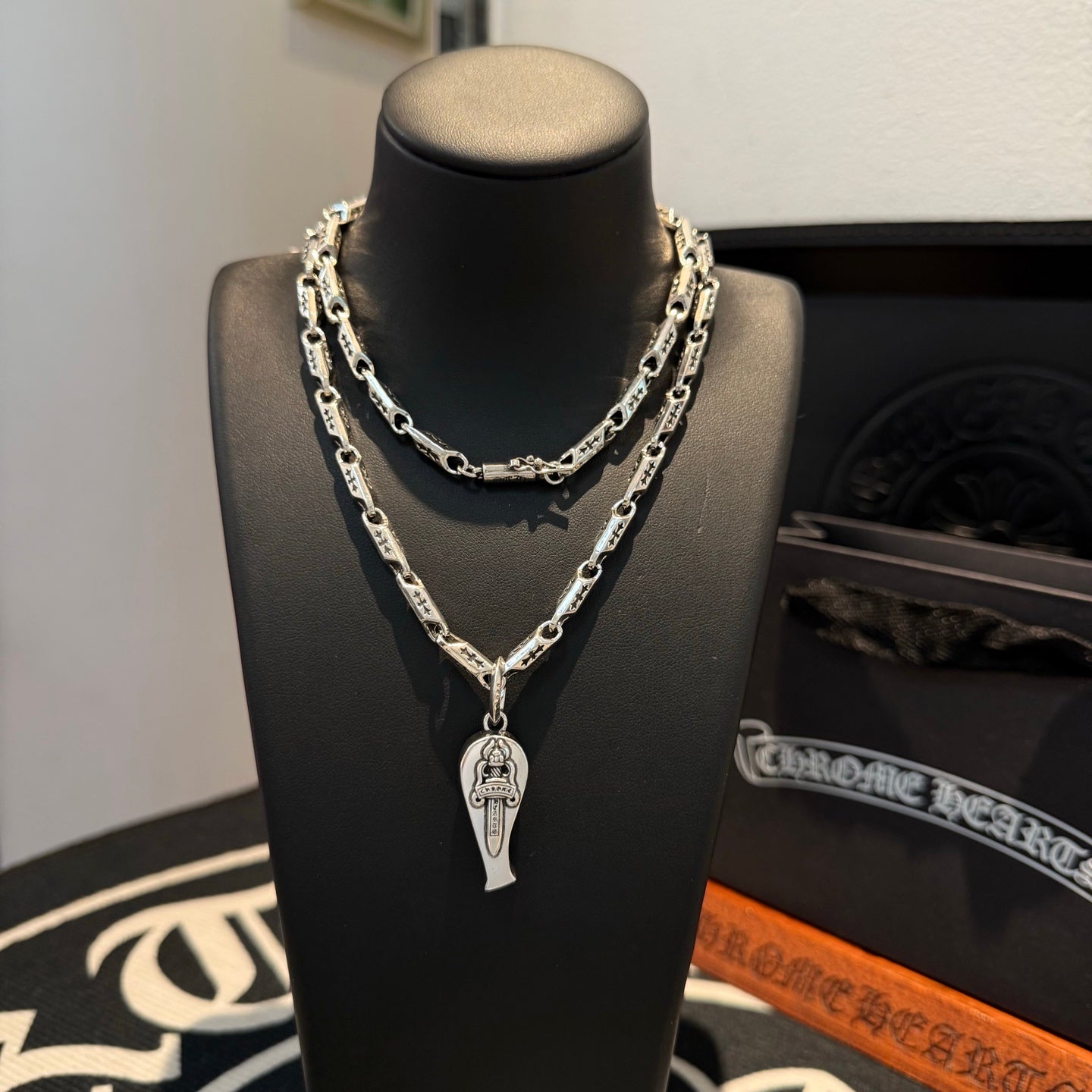 LuxluxHouse Best Quality Accessories Necklace Chrome Hearts