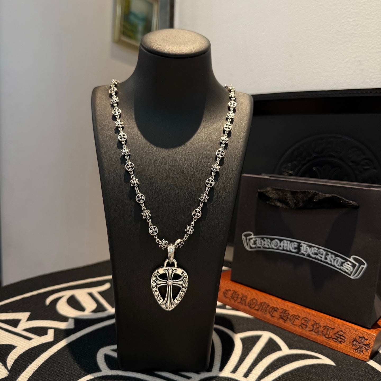 LuxluxHouse Best Quality Accessories Necklace Chrome Hearts