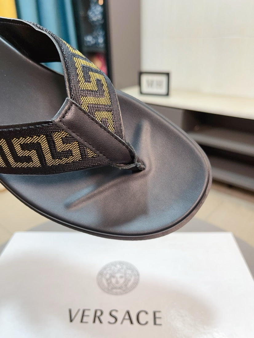 LuxluxHouse Best Quality Sandals Versace